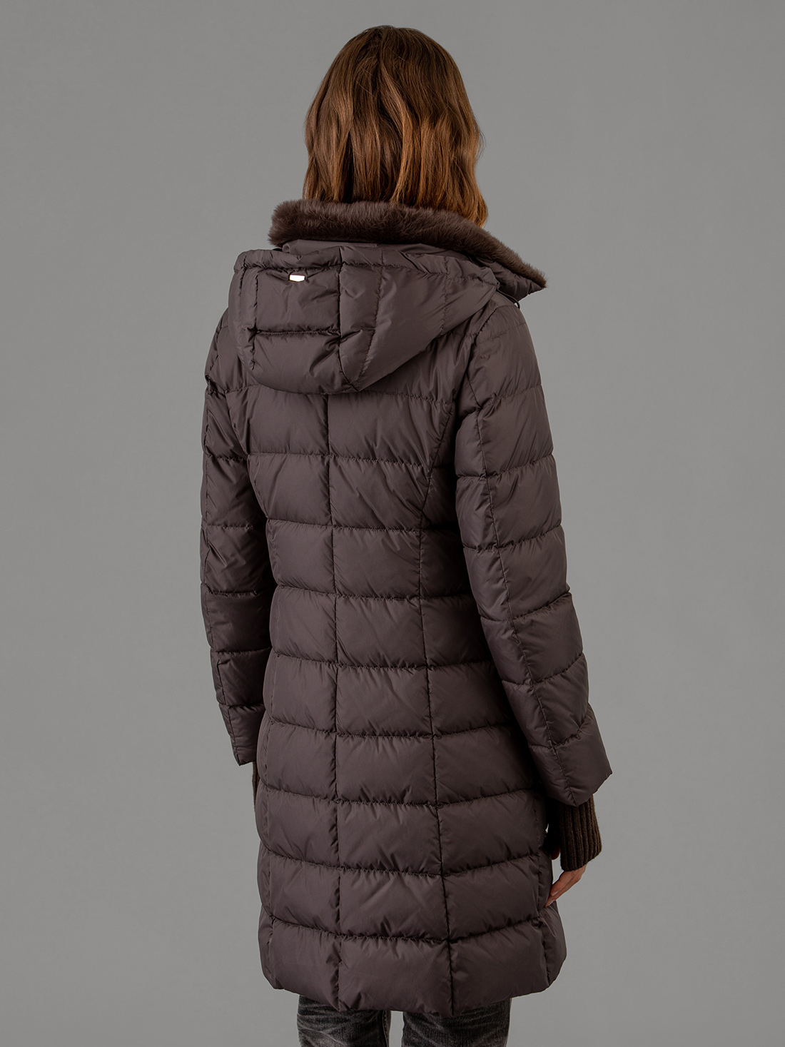 Detailansicht von Daunenmantel von HERNO