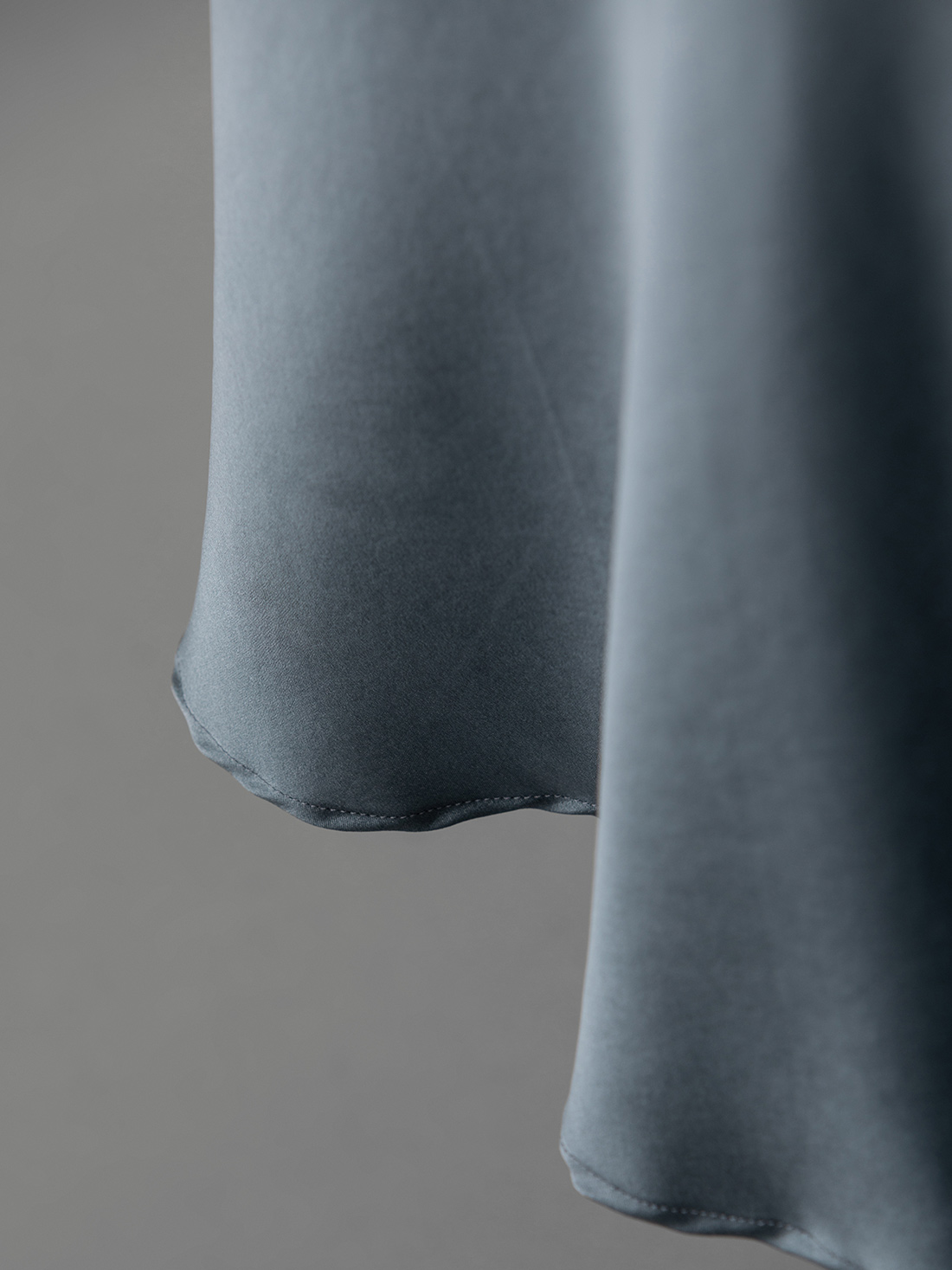 Detailansicht von Maxi-Rock aus Seide von DANIELS