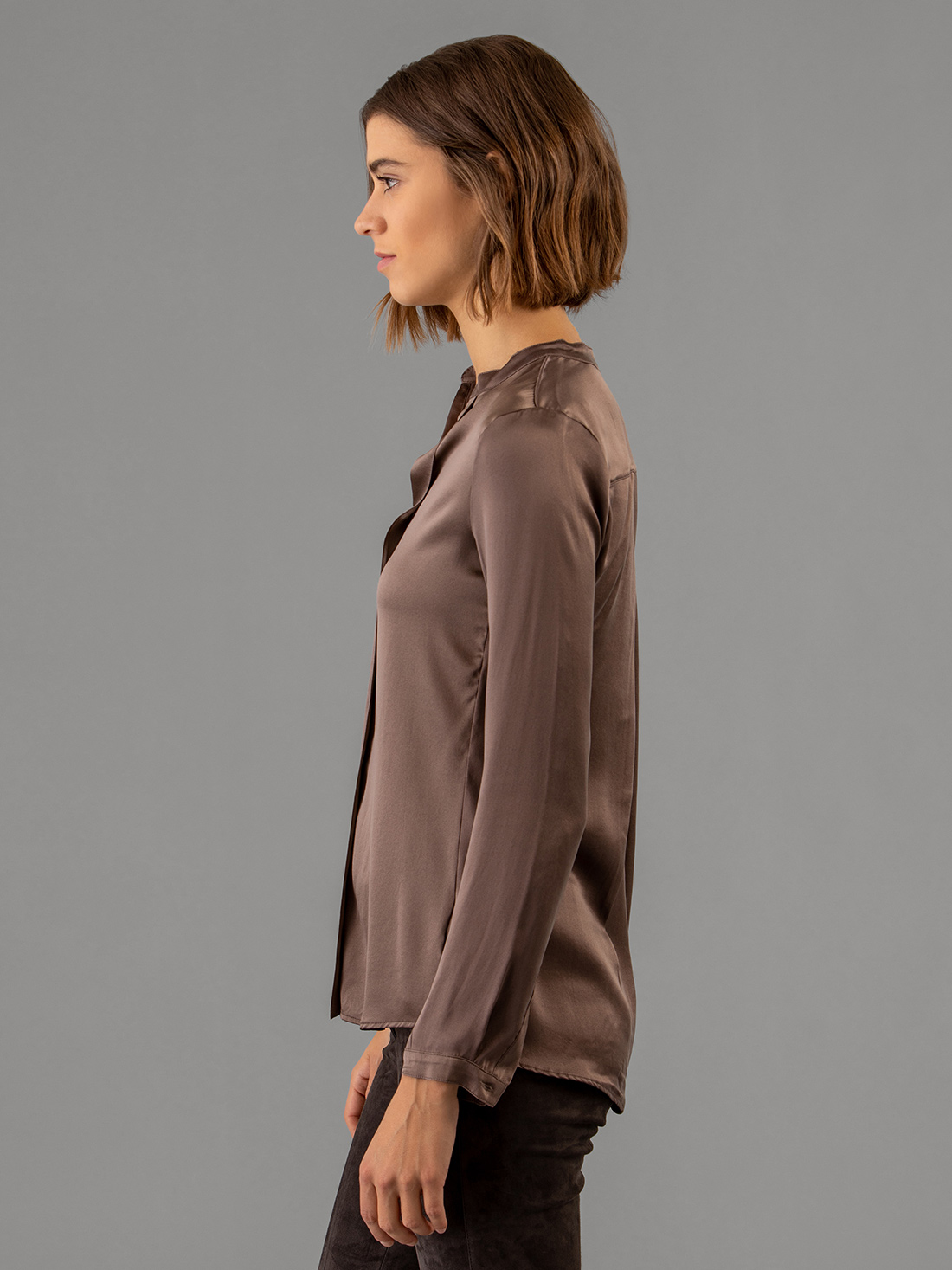 Detailansicht von Seidenbluse von DANIELS