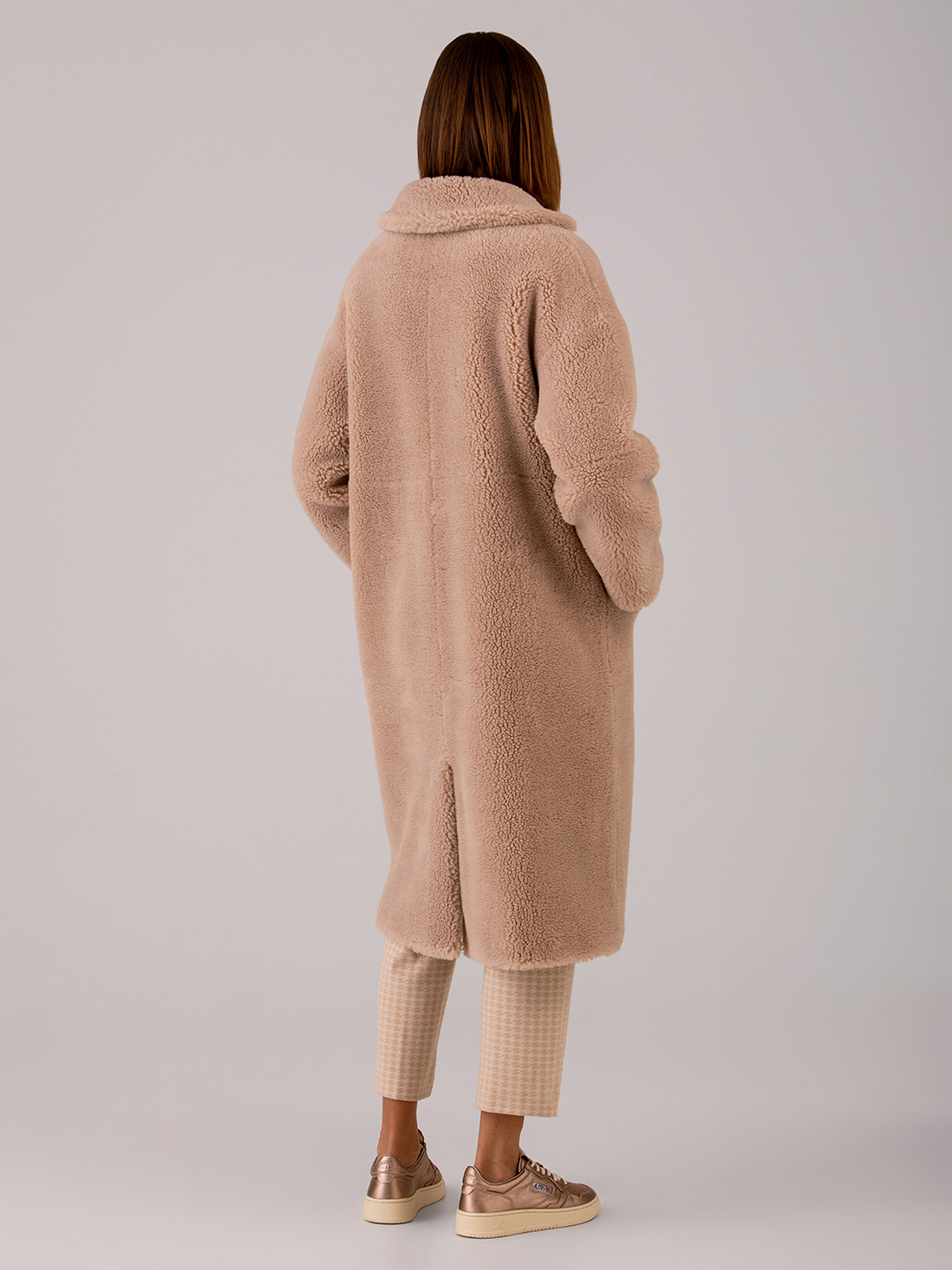 Detailansicht von Wendbarer Teddy-Mantel von ARMA