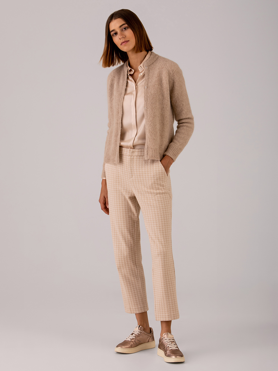 Detailansicht von Strickjacke von JOHNNY LOVE