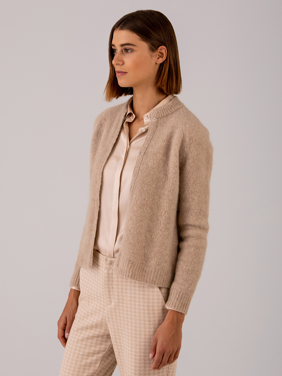 Detailansicht von Strickjacke von JOHNNY LOVE