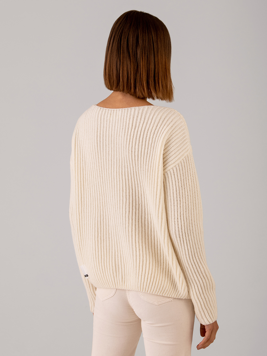 Detailansicht von Rippstrickpullover von ARMEDANGELS