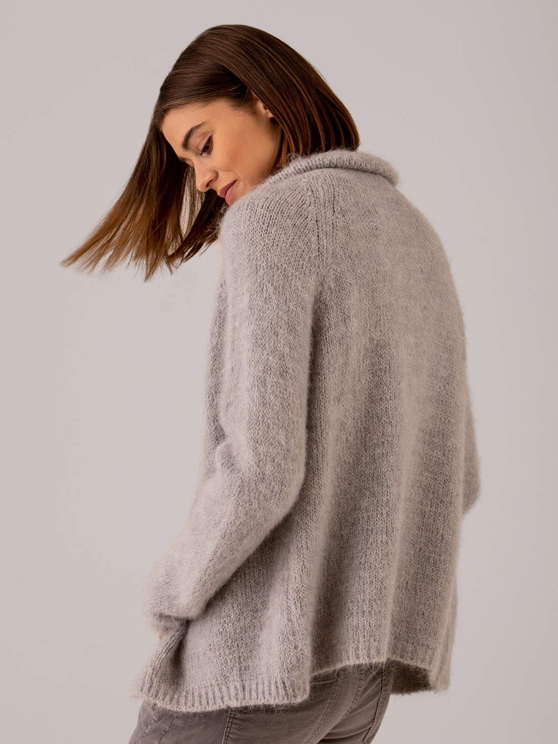 Detailansicht von Strickjacke von BELLAMY