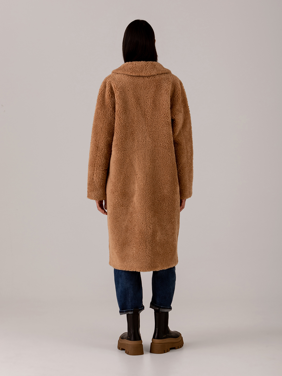 Detailansicht von Wendbarer Teddy-Mantel von GOOSECRAFT