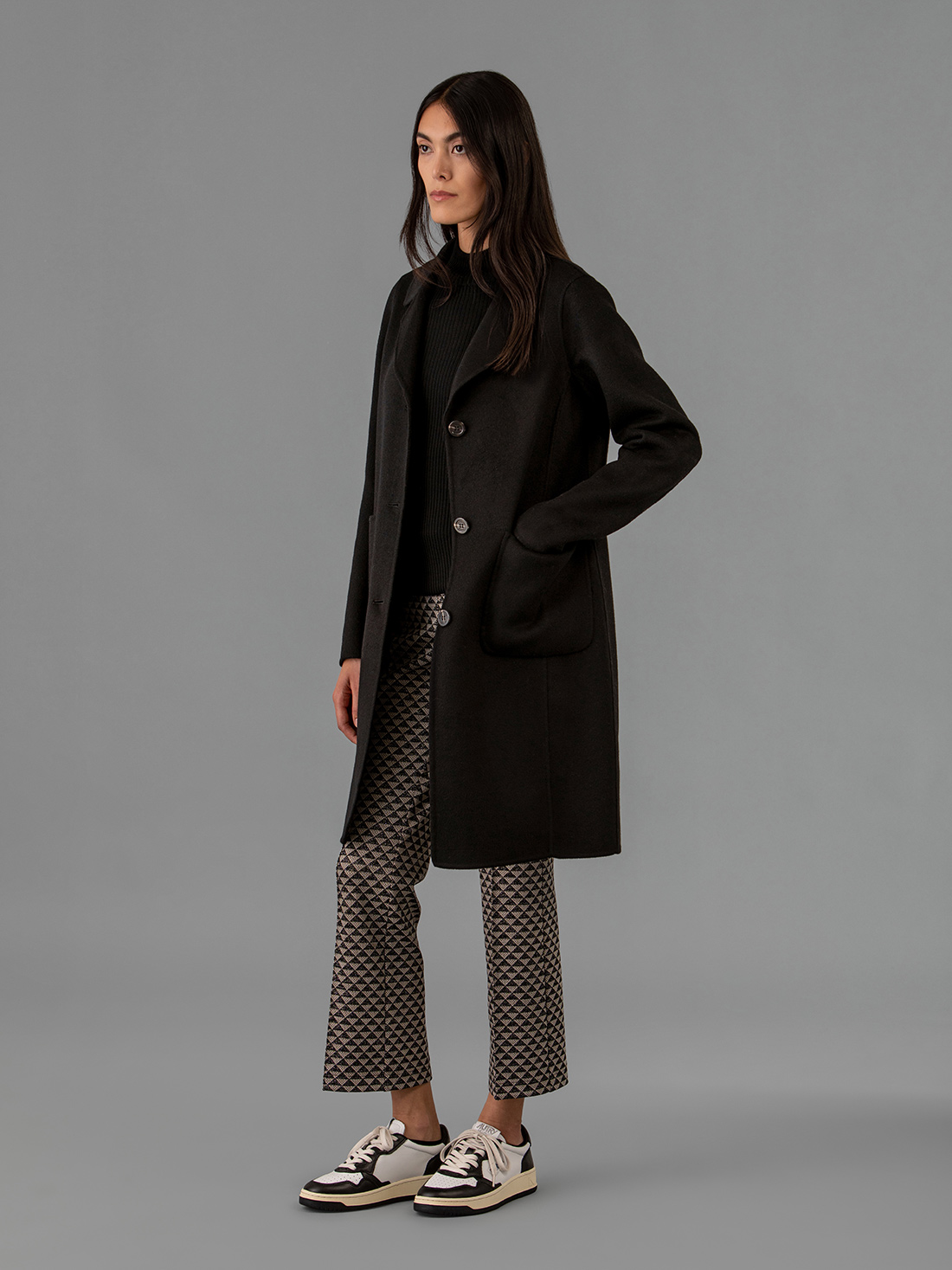 Detailansicht von Wollmantel von OAKWOOD