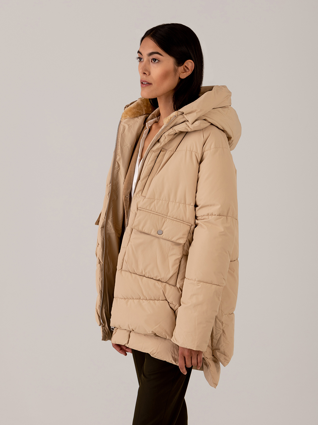 Detailansicht von Steppjacke von EMBASSY