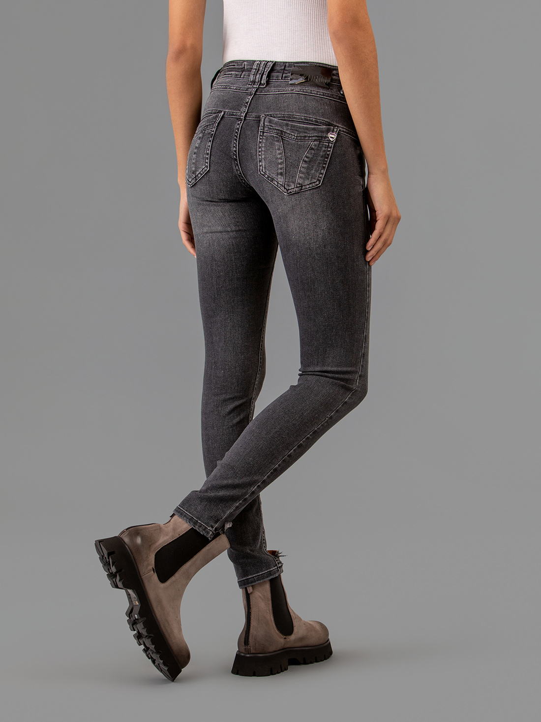 Detailansicht von Skinny Jeans von ZHRILL