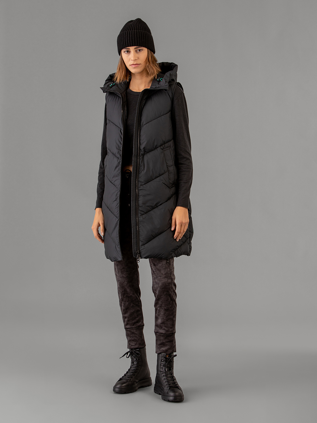 Detailansicht von Lange Steppweste von SAVE THE DUCK