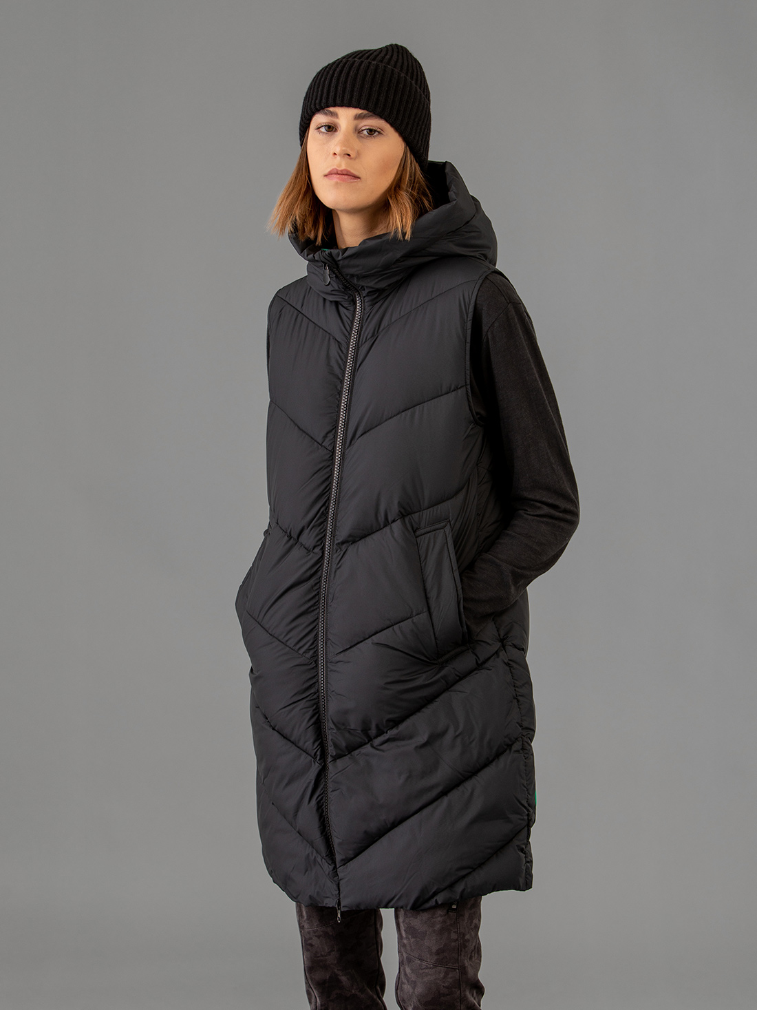 Detailansicht von Lange Steppweste von SAVE THE DUCK