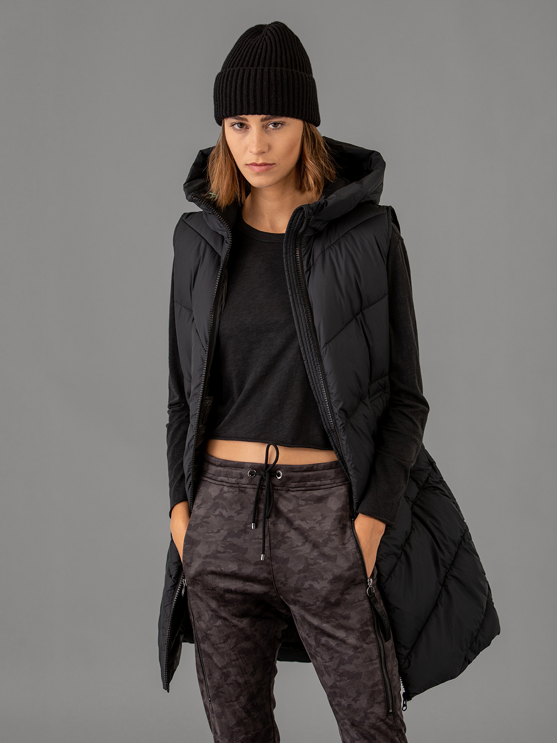 Detailansicht von Lange Steppweste von SAVE THE DUCK