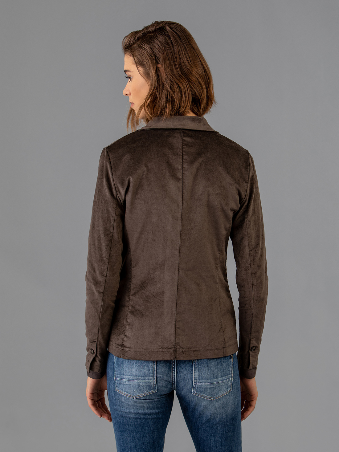 Detailansicht von Samtblazer von DANIELS