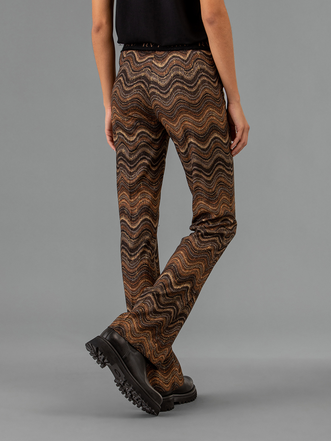 Detailansicht von Bootcut Hose von CAMBIO