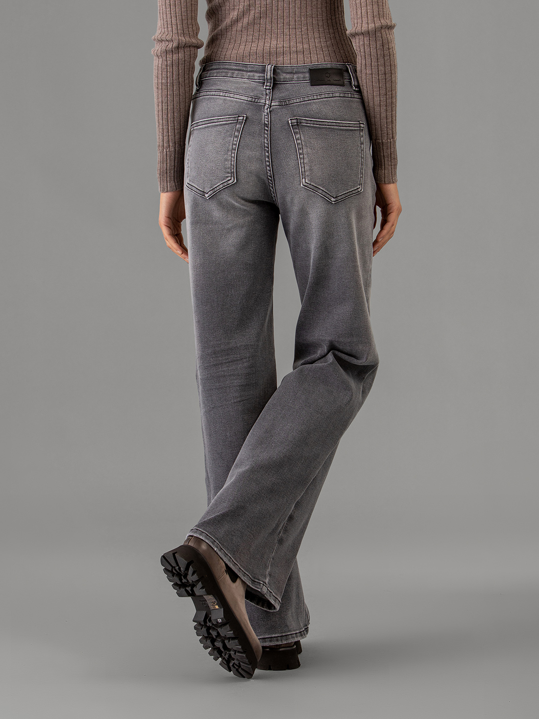 Detailansicht von Wide Leg Jeans von CIRCLE OF TRUST