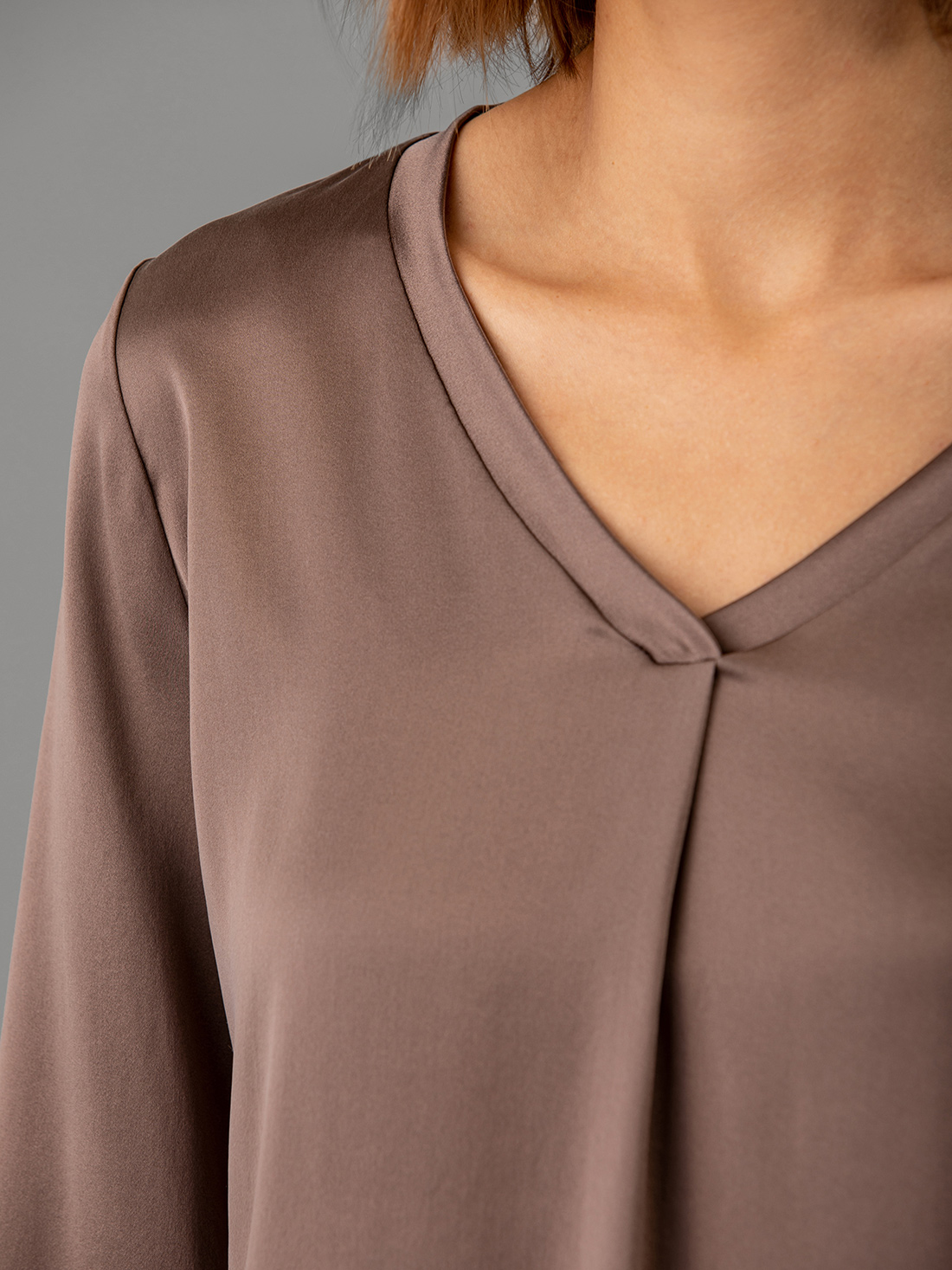 Detailansicht von Seidenbluse von DANIELS