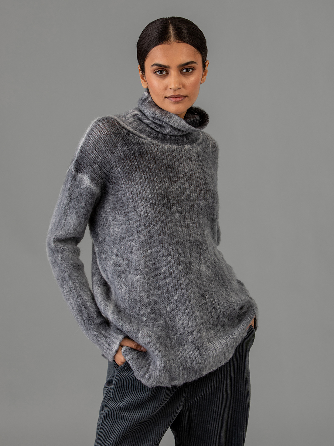 Detailansicht von Rollkragenpullover von AVANT TOI