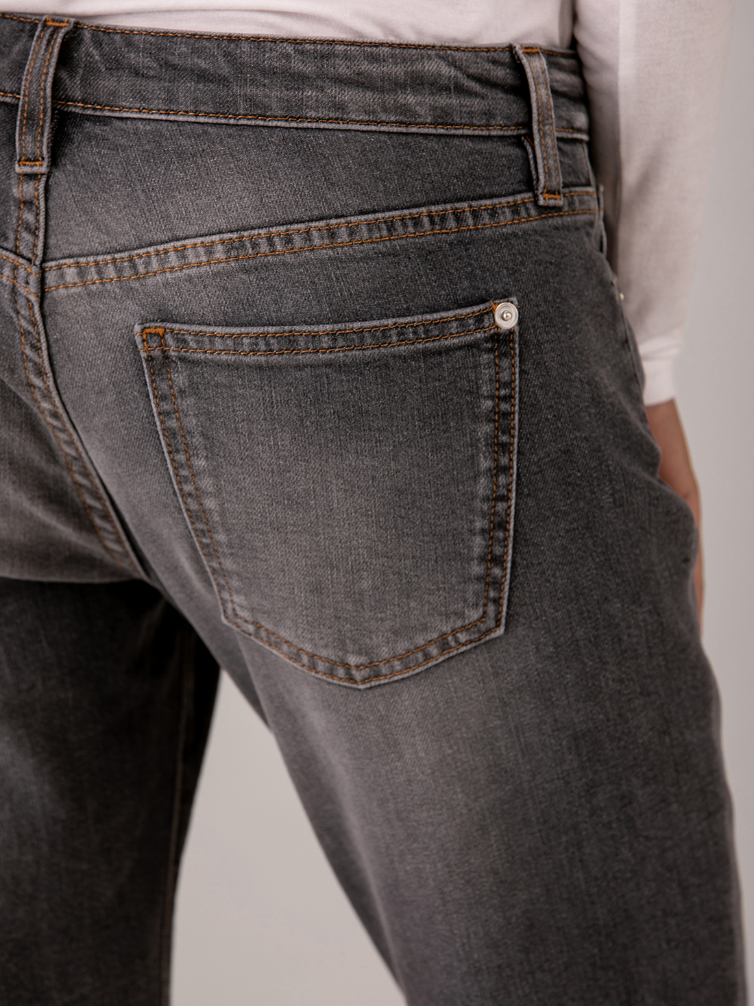 Detailansicht von Straight Leg Jeans von DANIELS