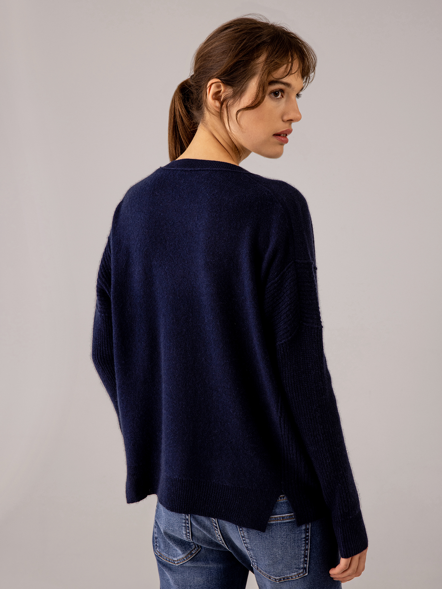 Detailansicht von Oversized Pullover von 360 CASHMERE