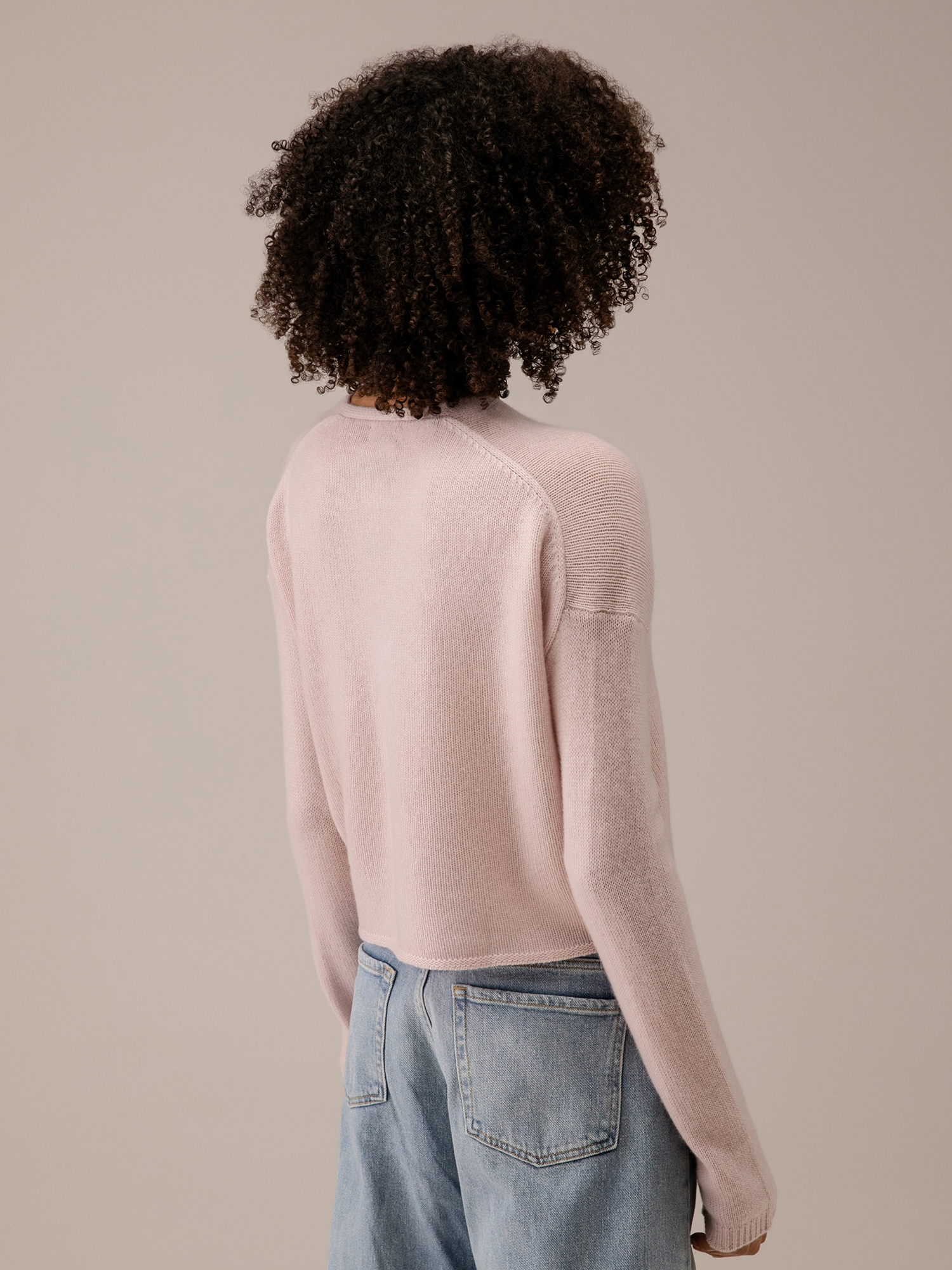 Detailansicht von Cropped Strickjacke aus Cashmere von DANIELS