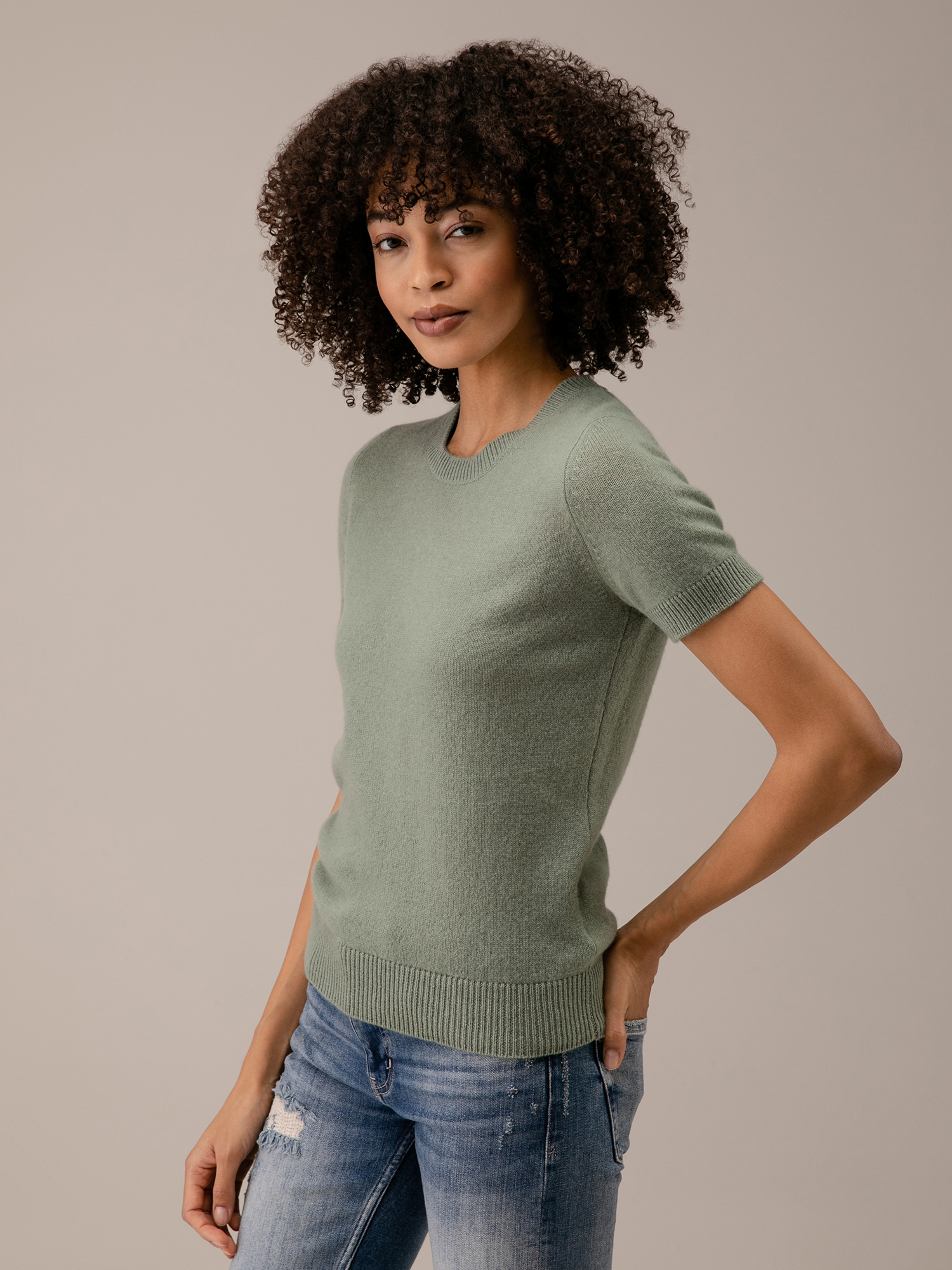 Detailansicht von Kurzarm-Pullover aus Cashmere von DANIELS
