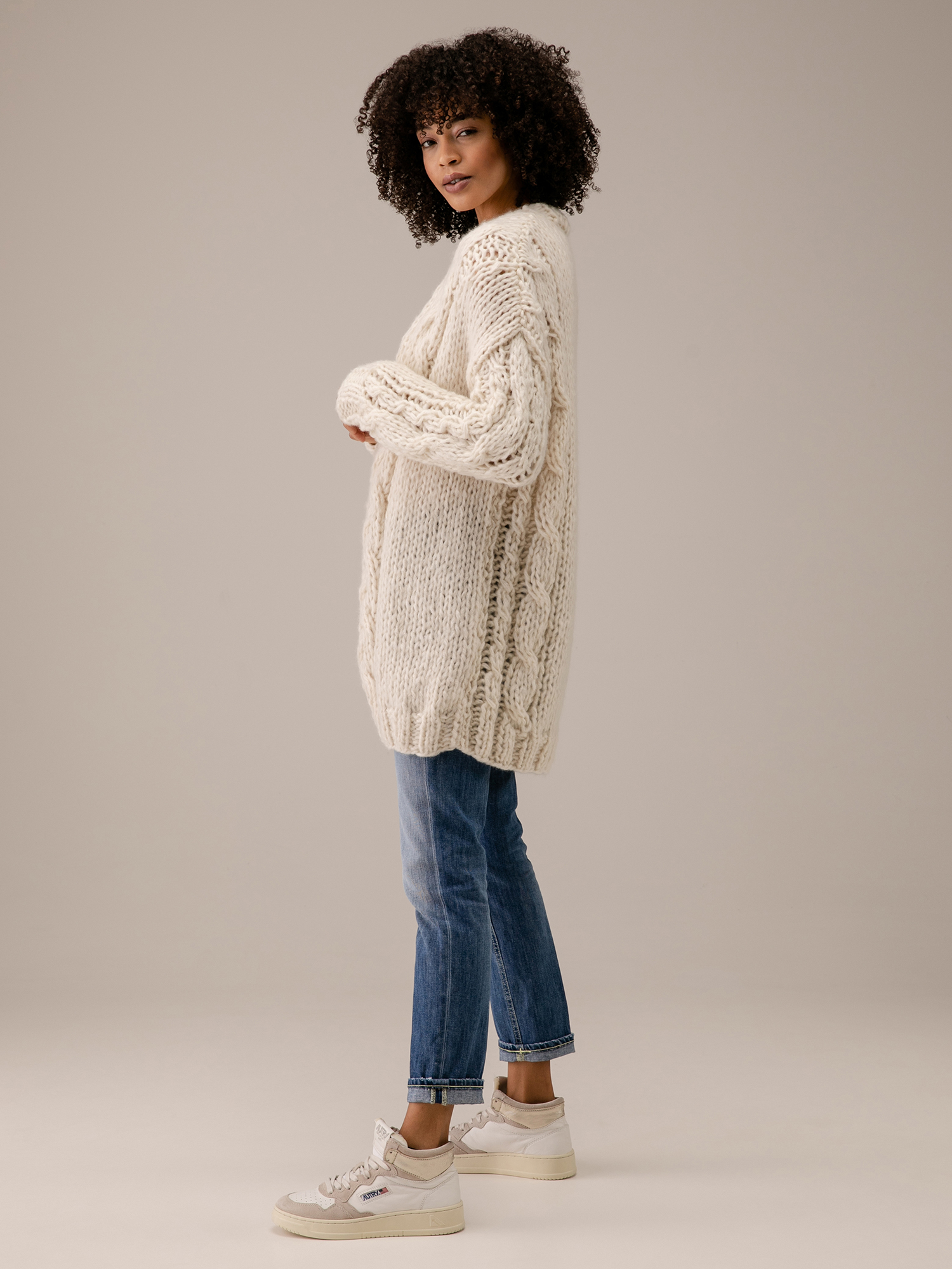 Detailansicht von Cardigan aus Cashmere von ELLA SILLA