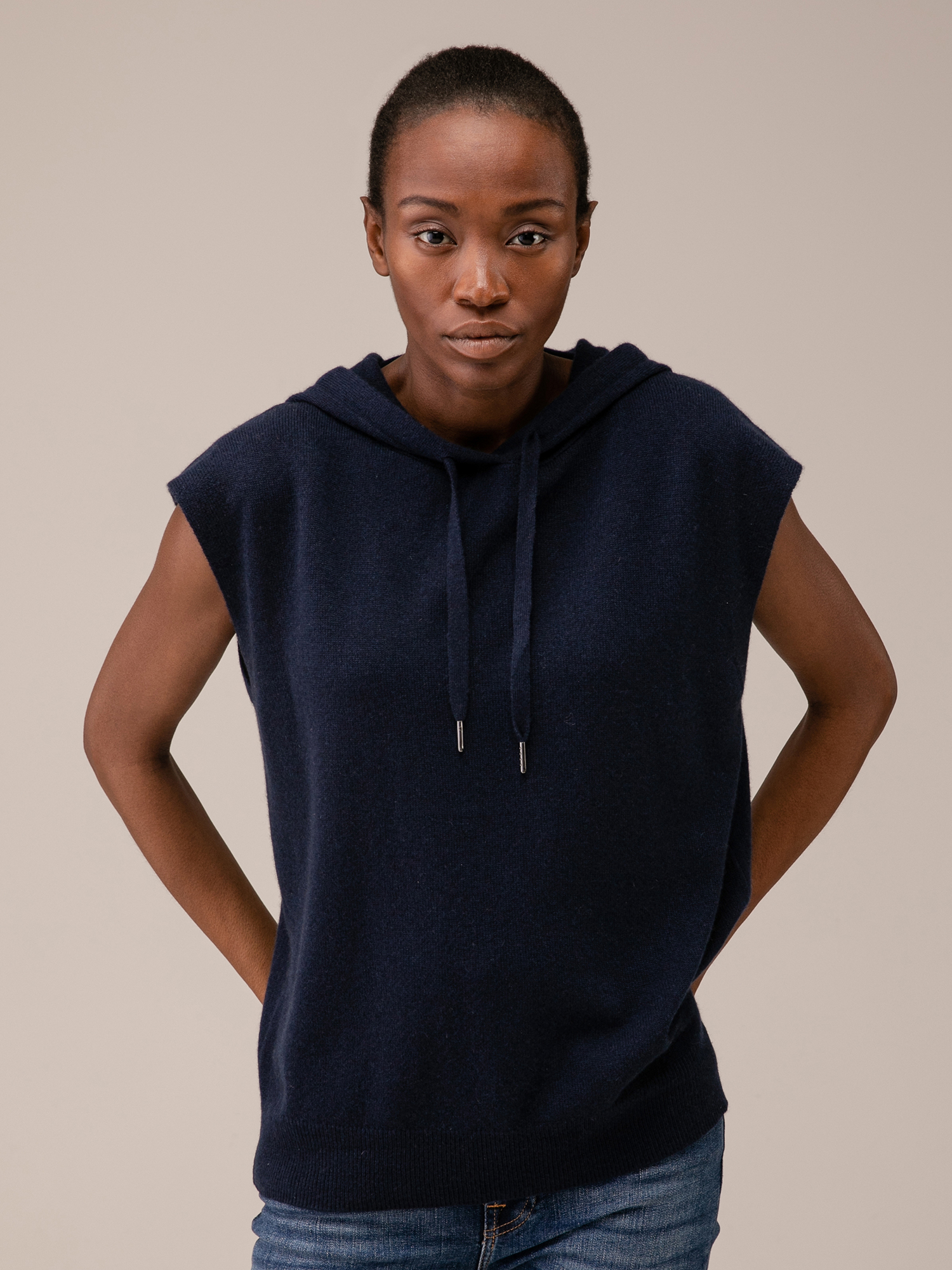 Detailansicht von Pullunder von 360 CASHMERE