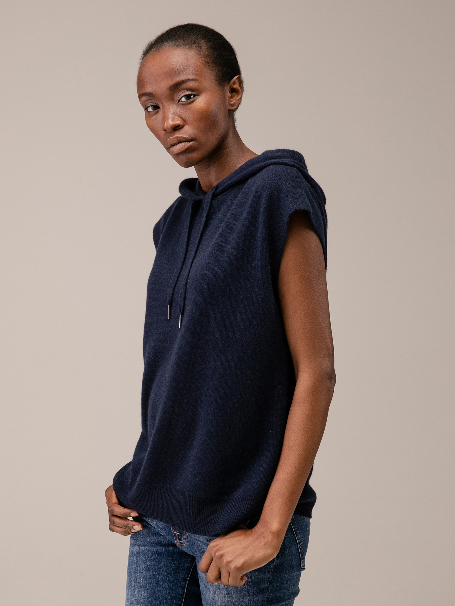 Detailansicht von Pullunder von 360 CASHMERE