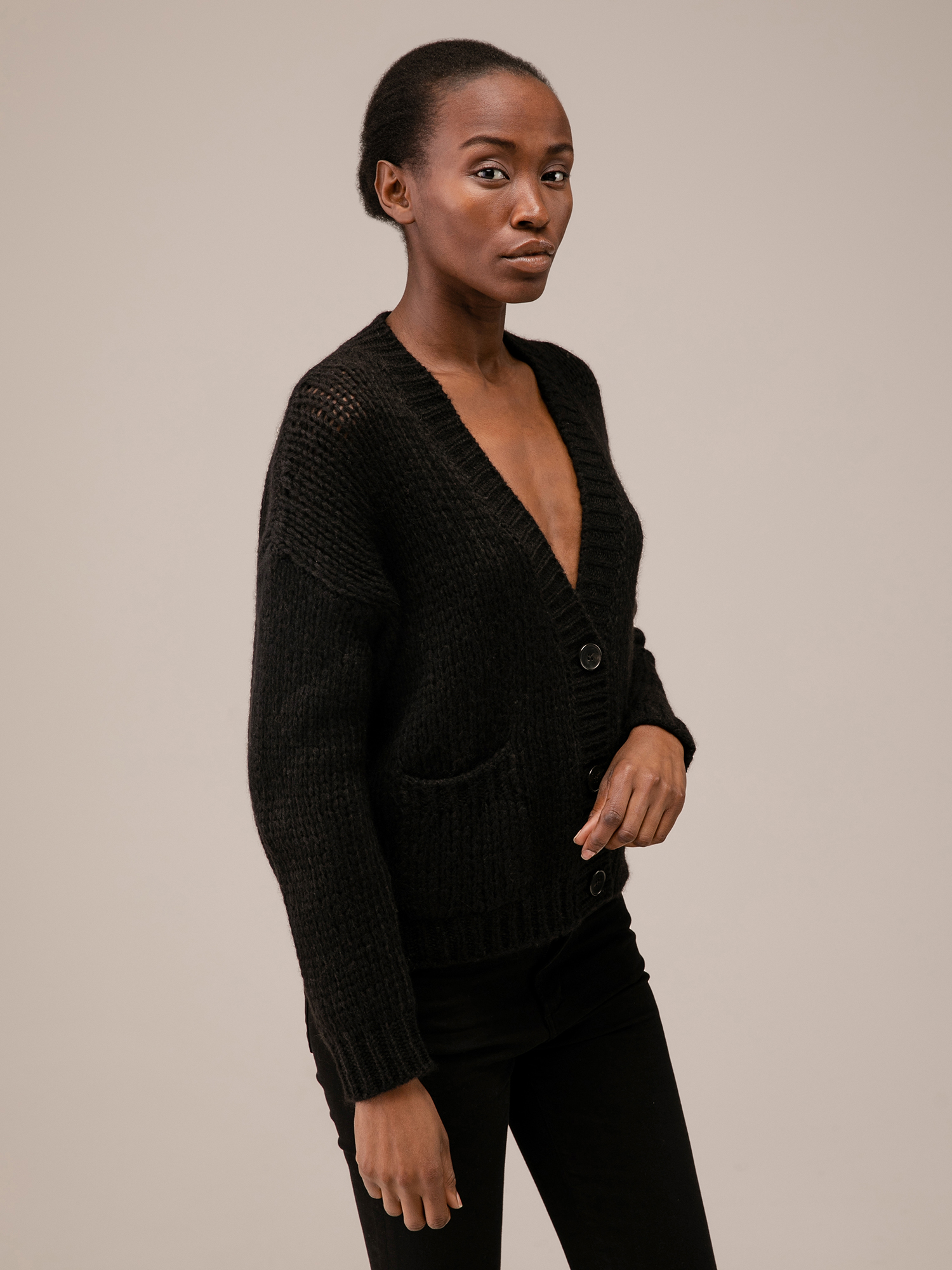 Detailansicht von Strickjacke von ROBERTO COLLINA