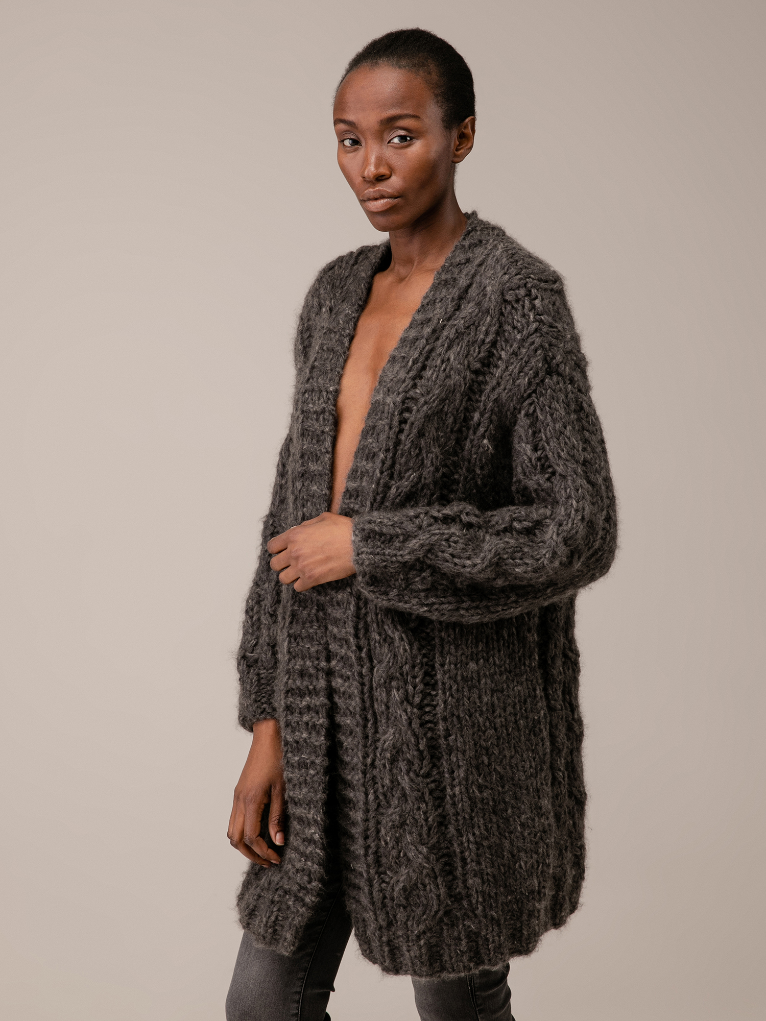 Detailansicht von Cardigan aus Cashmere von ELLA SILLA