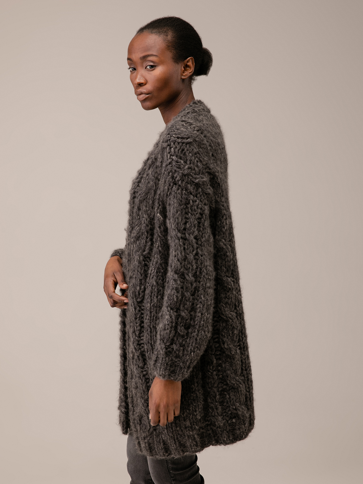 Detailansicht von Cardigan aus Cashmere von ELLA SILLA