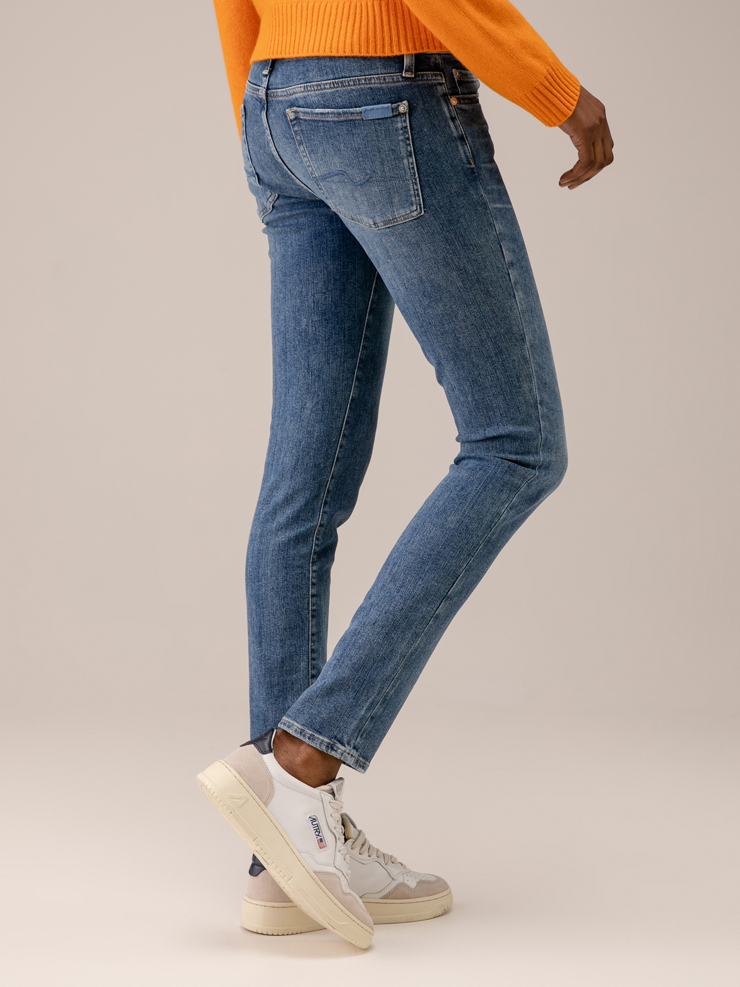 Detailansicht von Slim Fit Jeans von 7 FOR ALL MANKIND