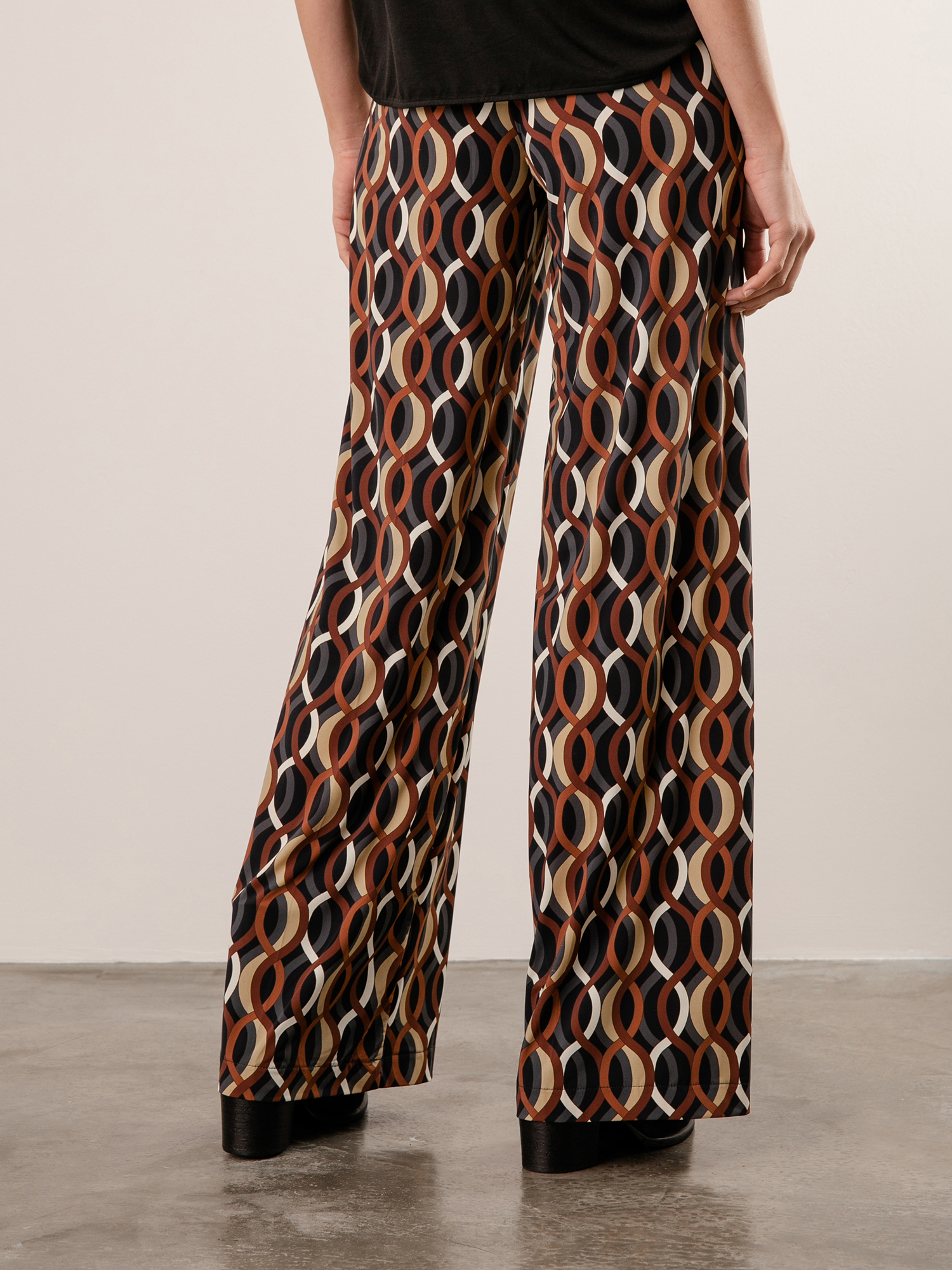 Detailansicht von Gemusterte Hose von SIYU