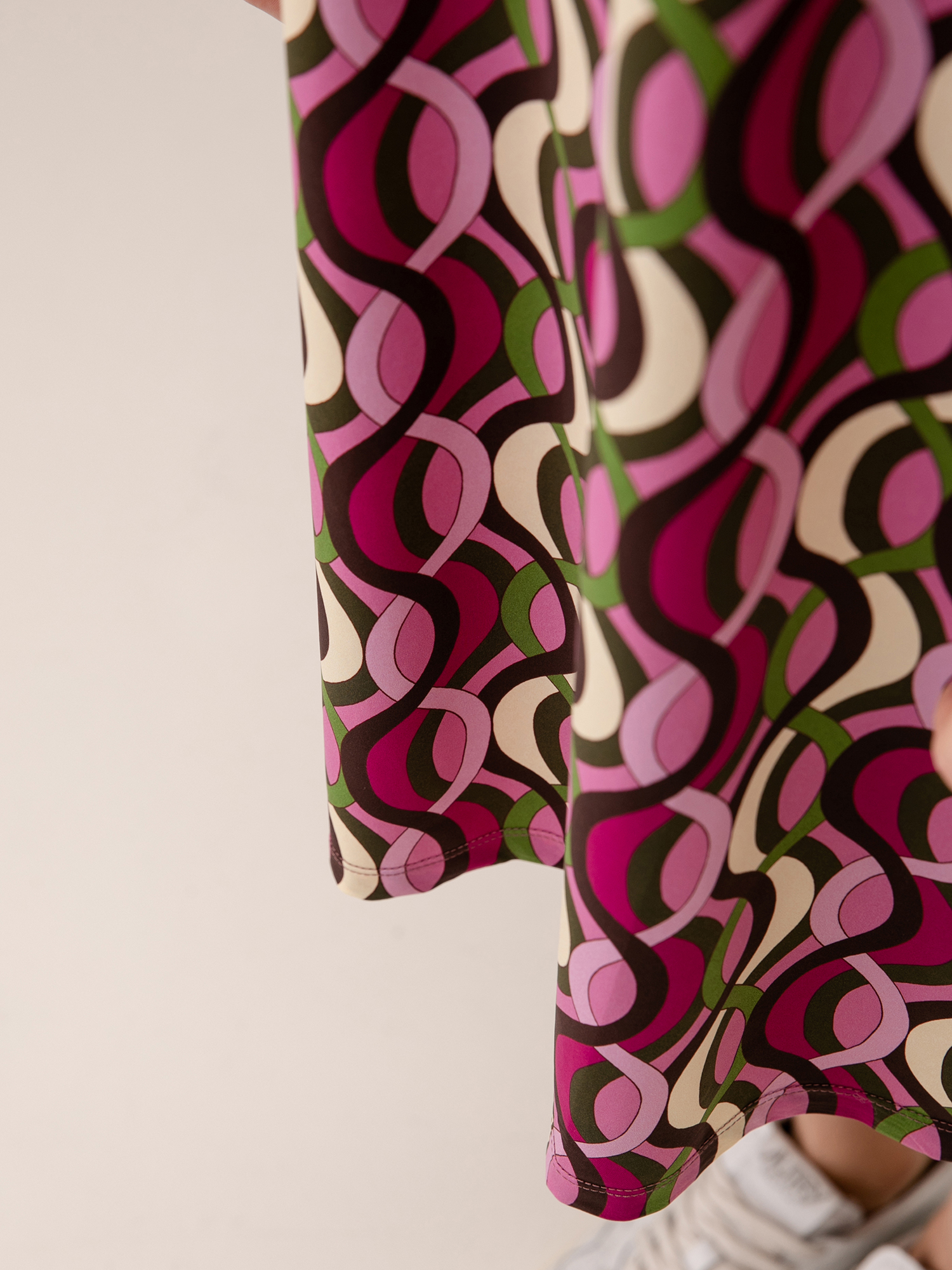 Detailansicht von Midi-Kleid von SIYU