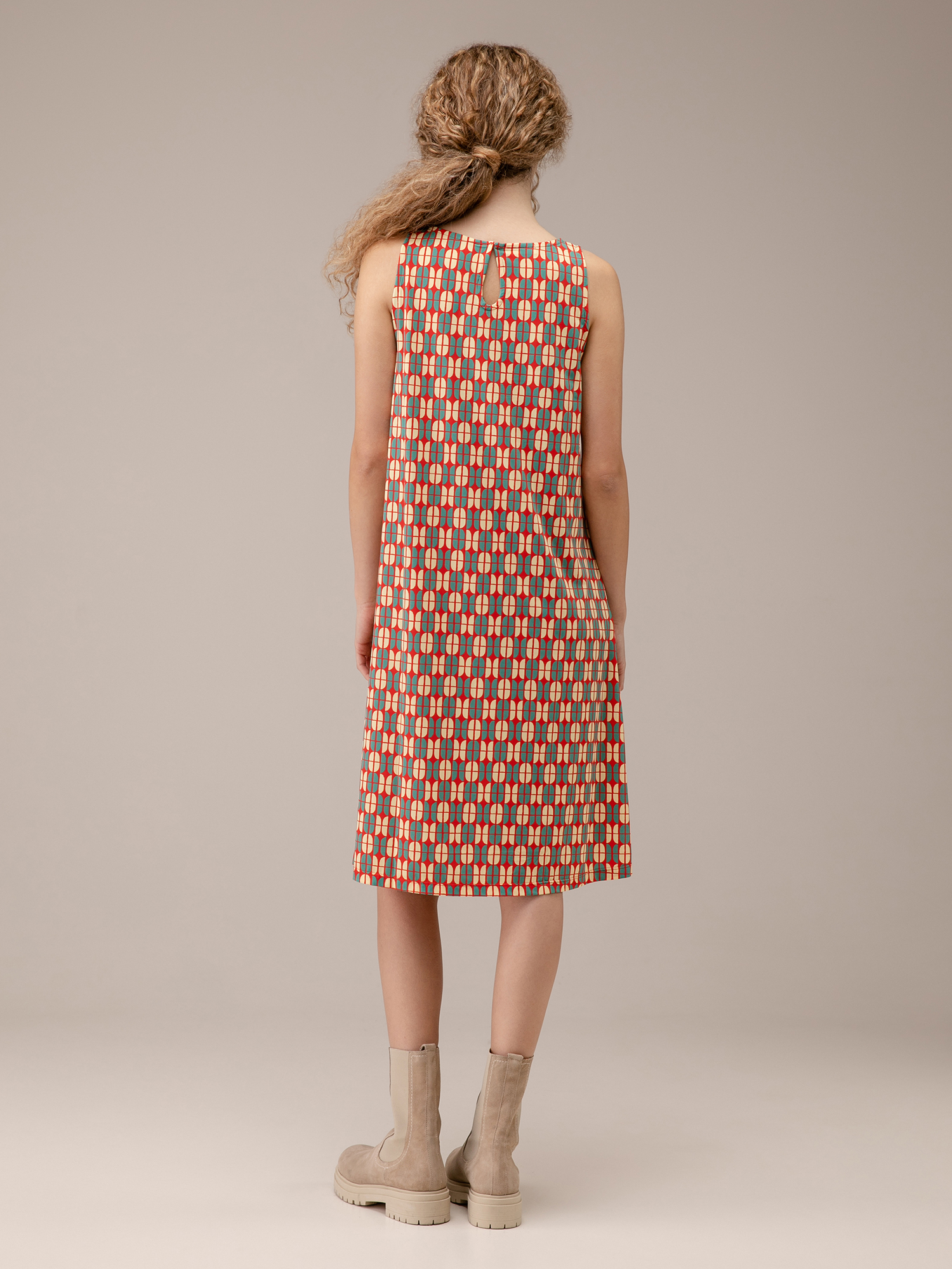 Detailansicht von Midi-Kleid von SIYU