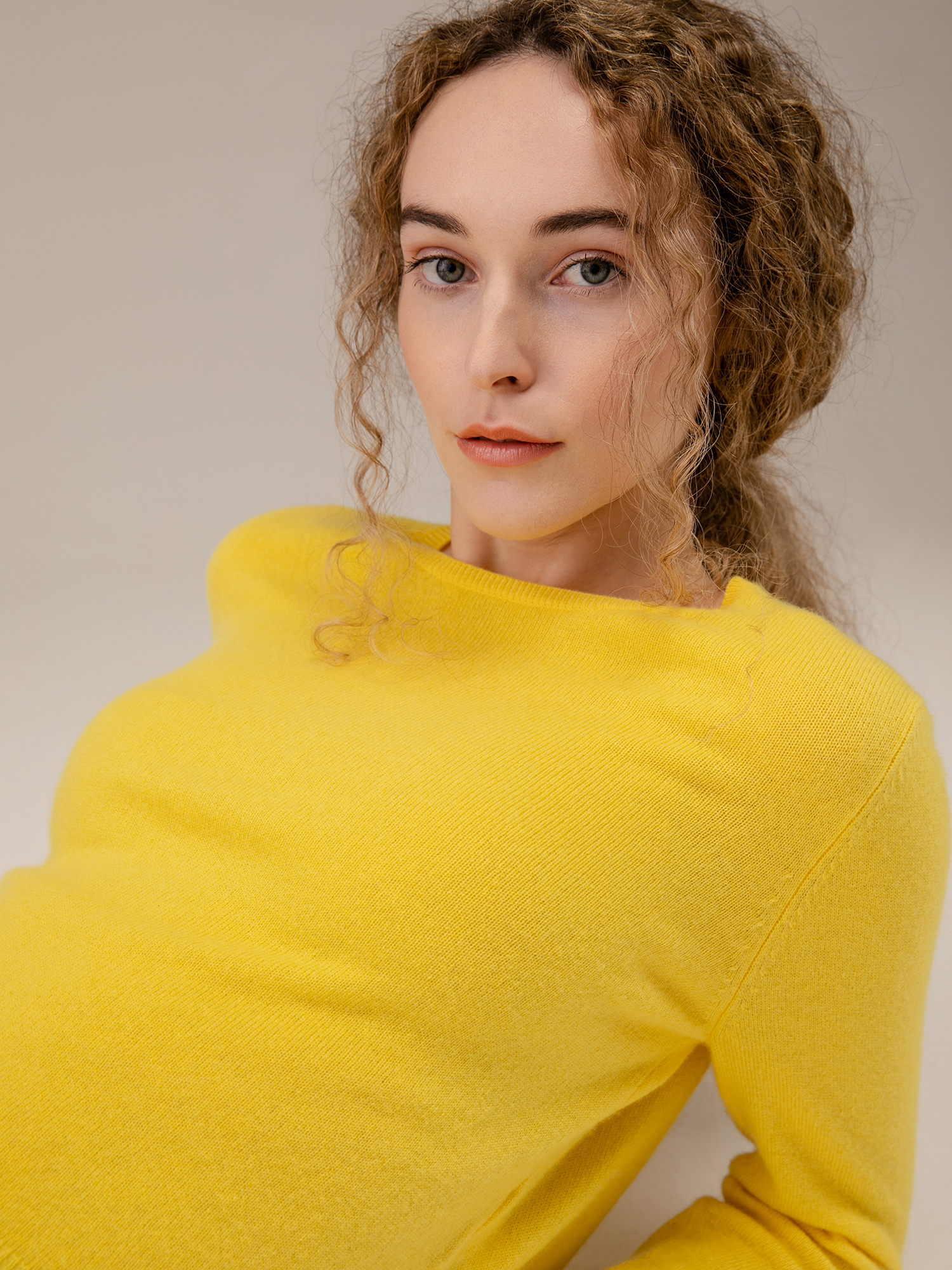 Detailansicht von Cropped Pullover aus Cashmere von ALLUDE