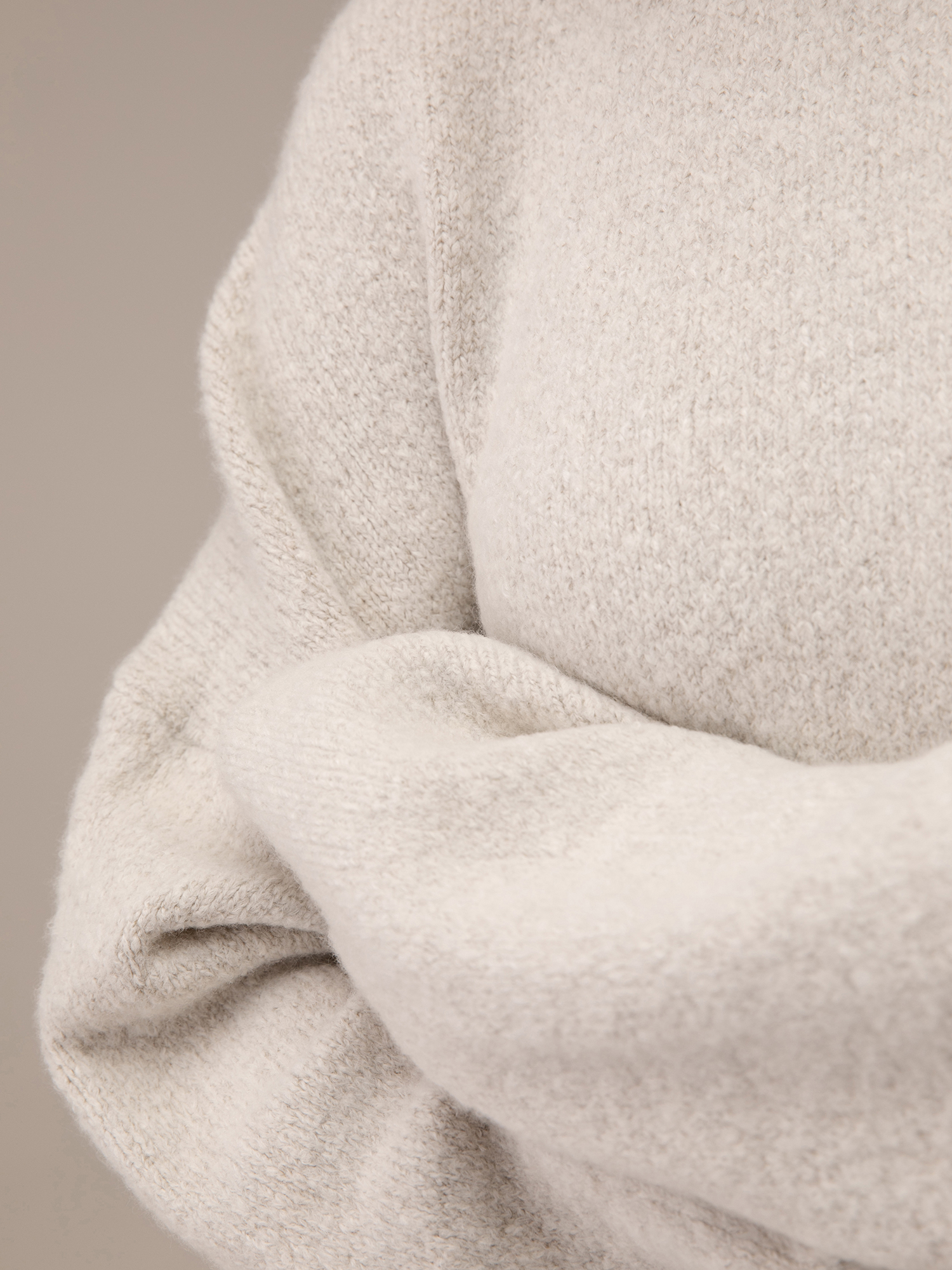 Detailansicht von Turtleneck Pullover von BETTER RICH