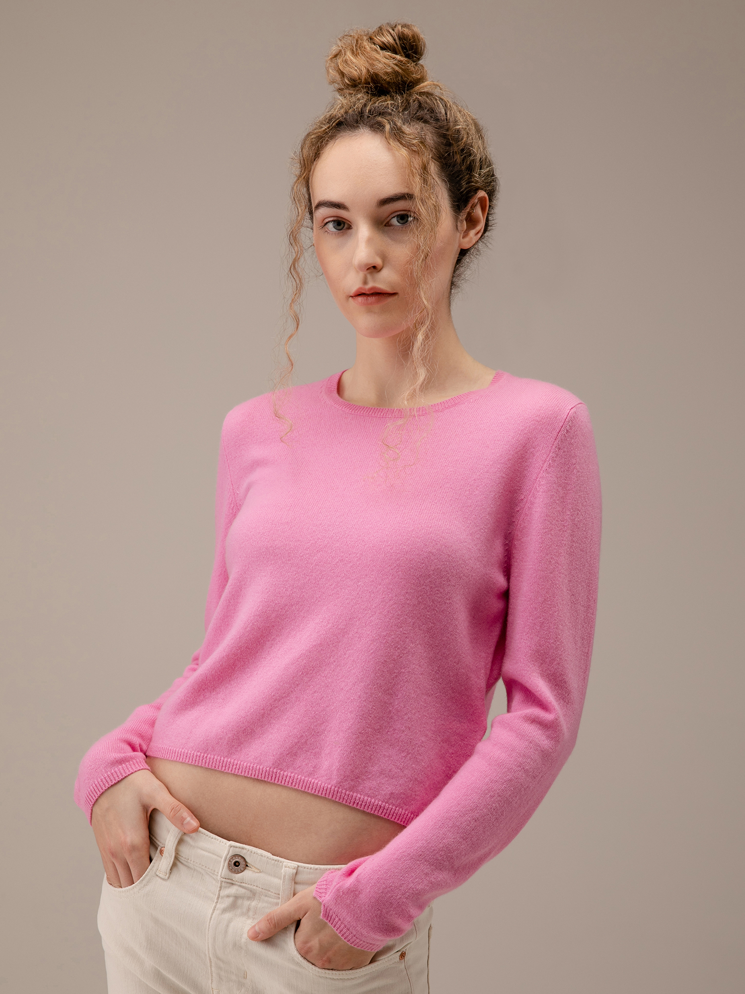 Detailansicht von Cropped Pullover aus Cashmere von ALLUDE
