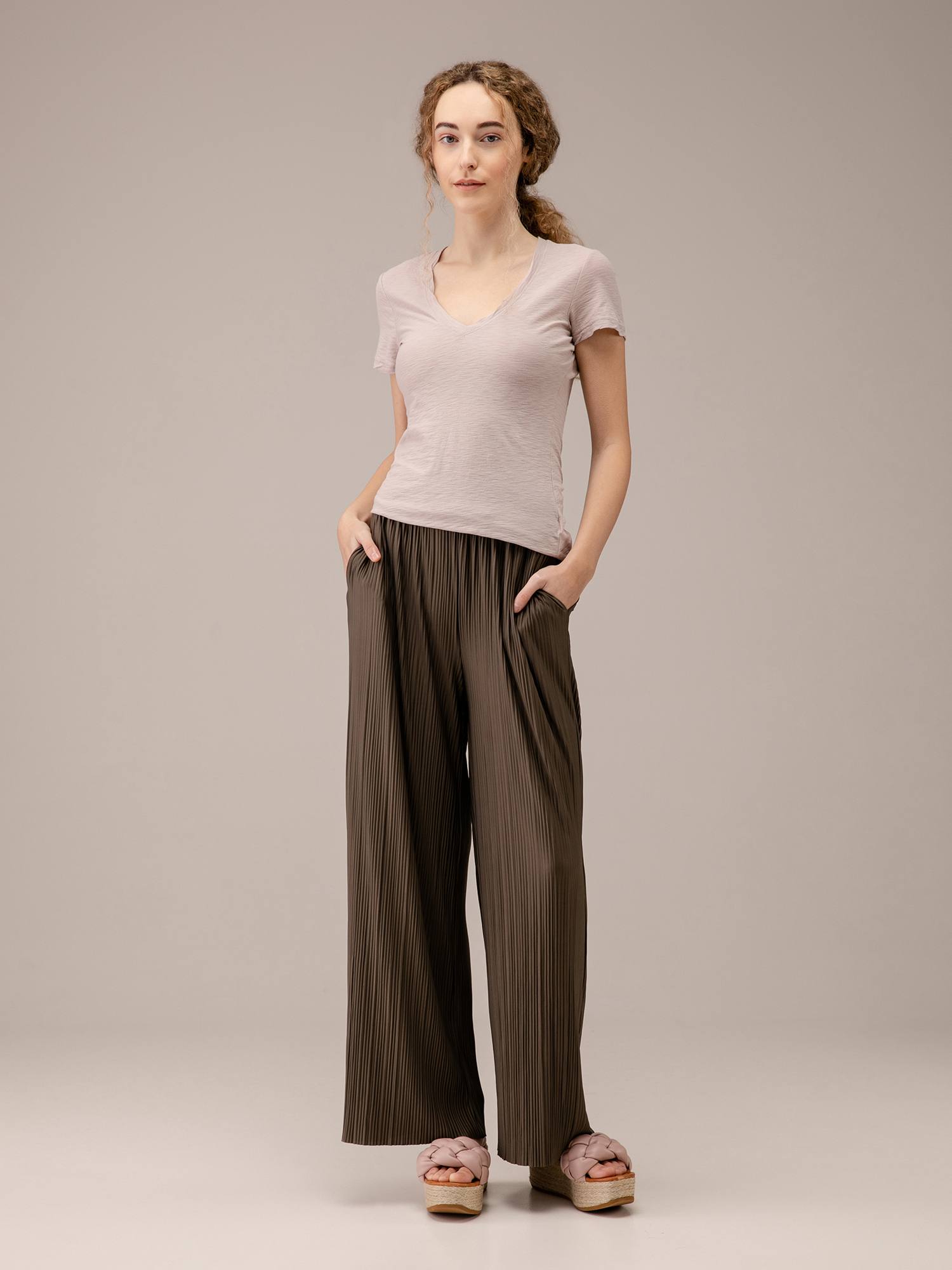 Detailansicht von T-Shirt aus Baumwolle von JAMES PERSE