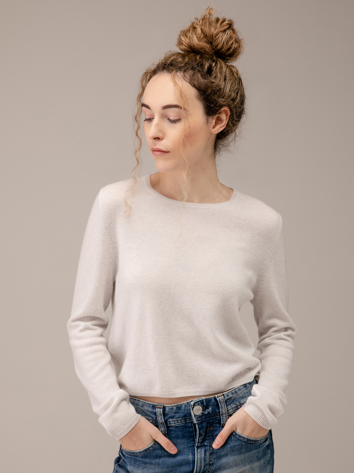 Detailansicht von Cropped Pullover aus Cashmere von ALLUDE