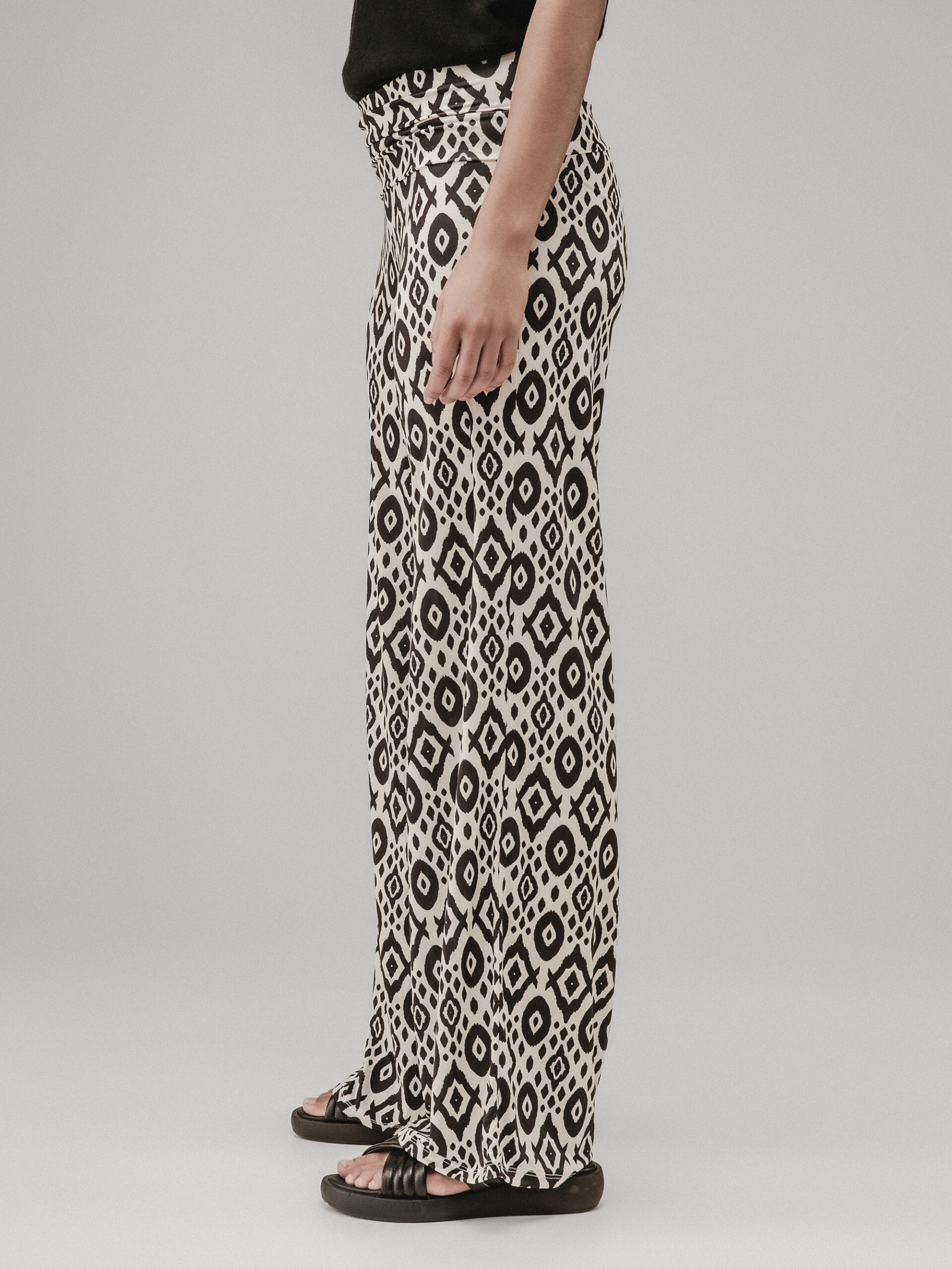 Detailansicht von Gemusterte Hose von DANIELS