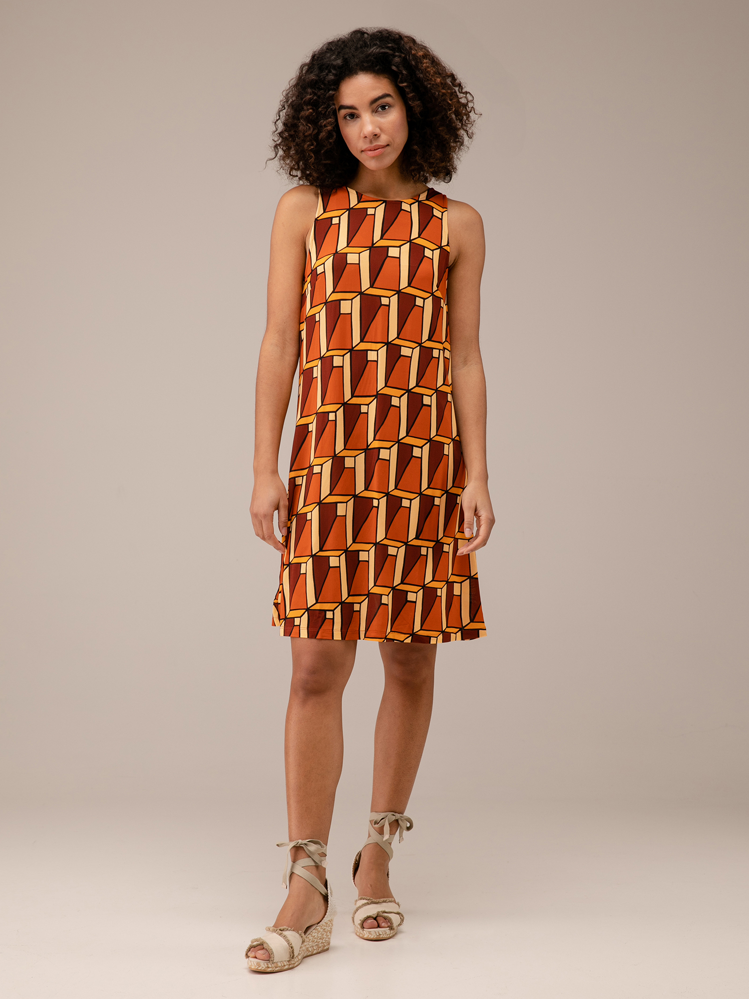 Detailansicht von Kurzes Kleid von SIYU