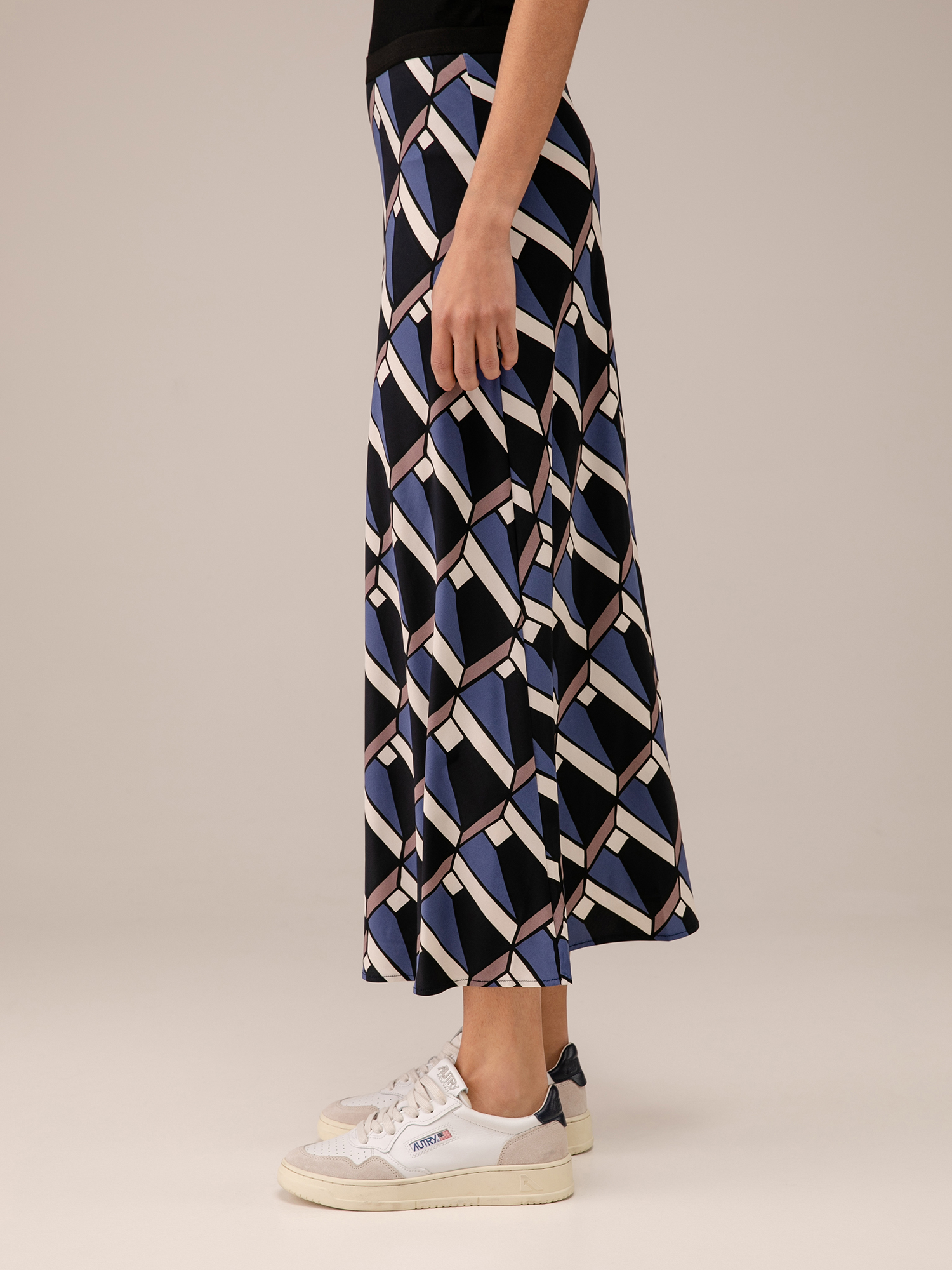 Detailansicht von Maxi-Rock von SIYU