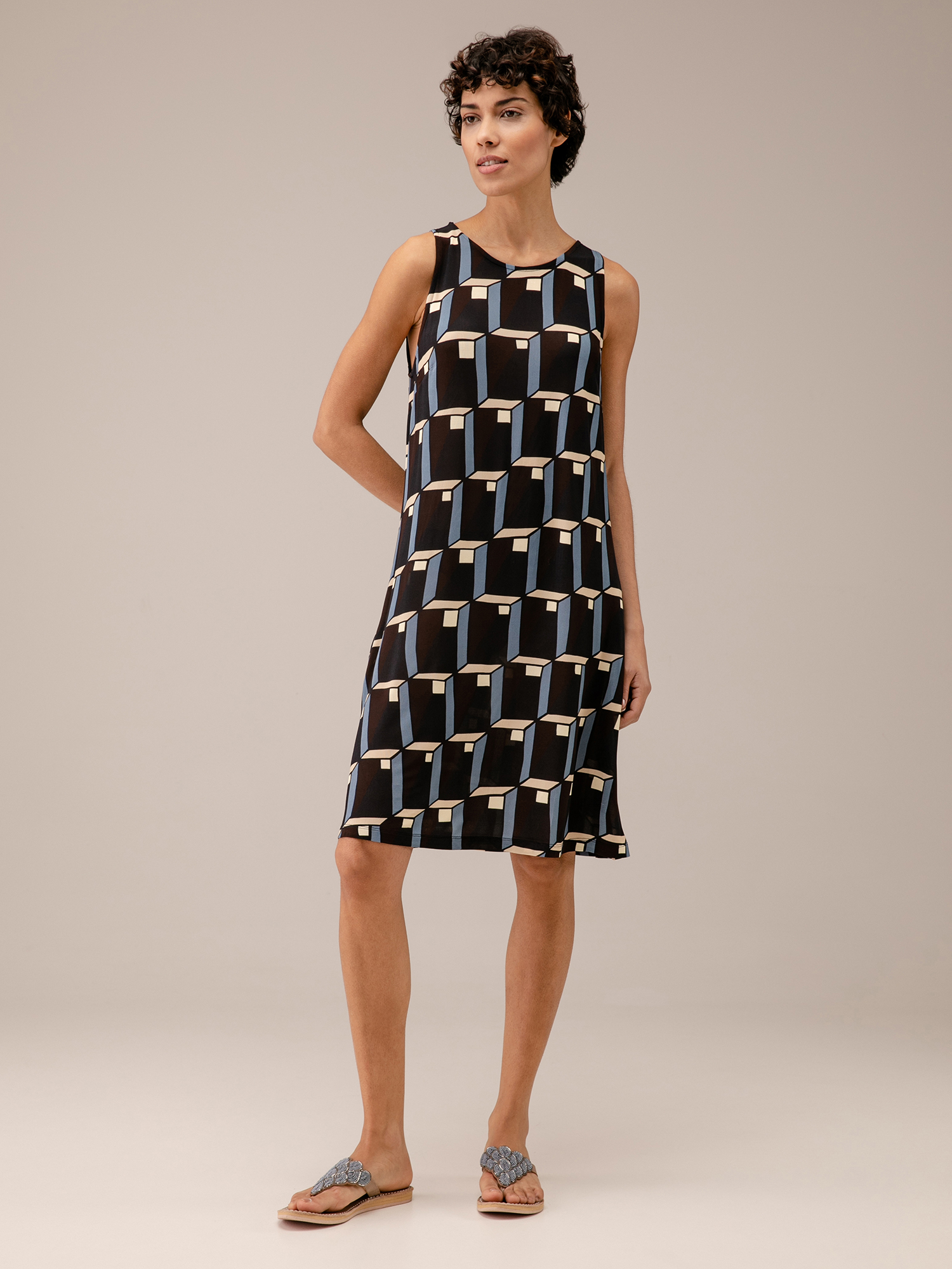 Detailansicht von Kurzes Kleid von SIYU