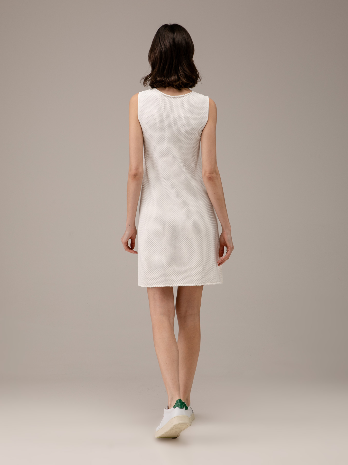 Detailansicht von Kurzes Kleid von ROBERTO COLLINA