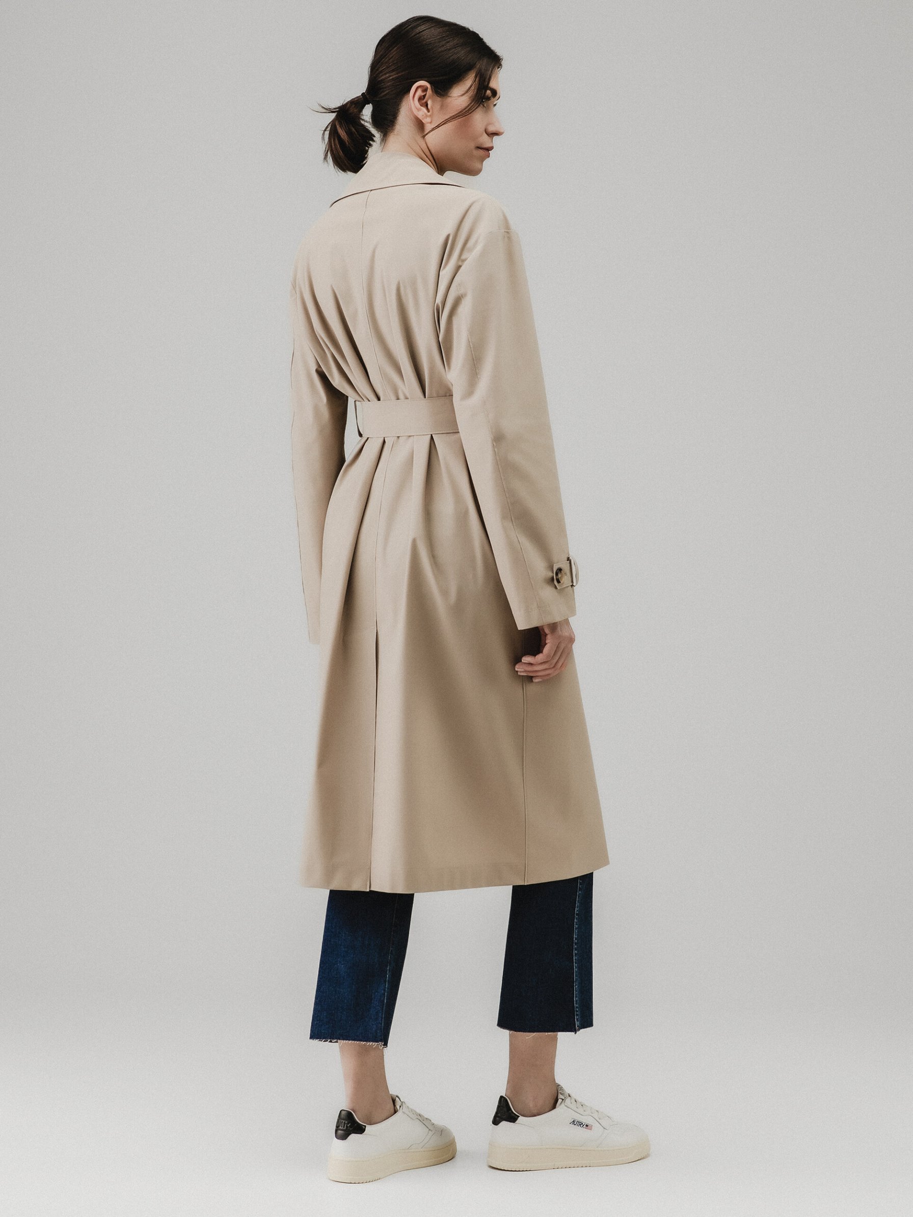 Detailansicht von Trenchcoat von HARRIS WHARF LONDON