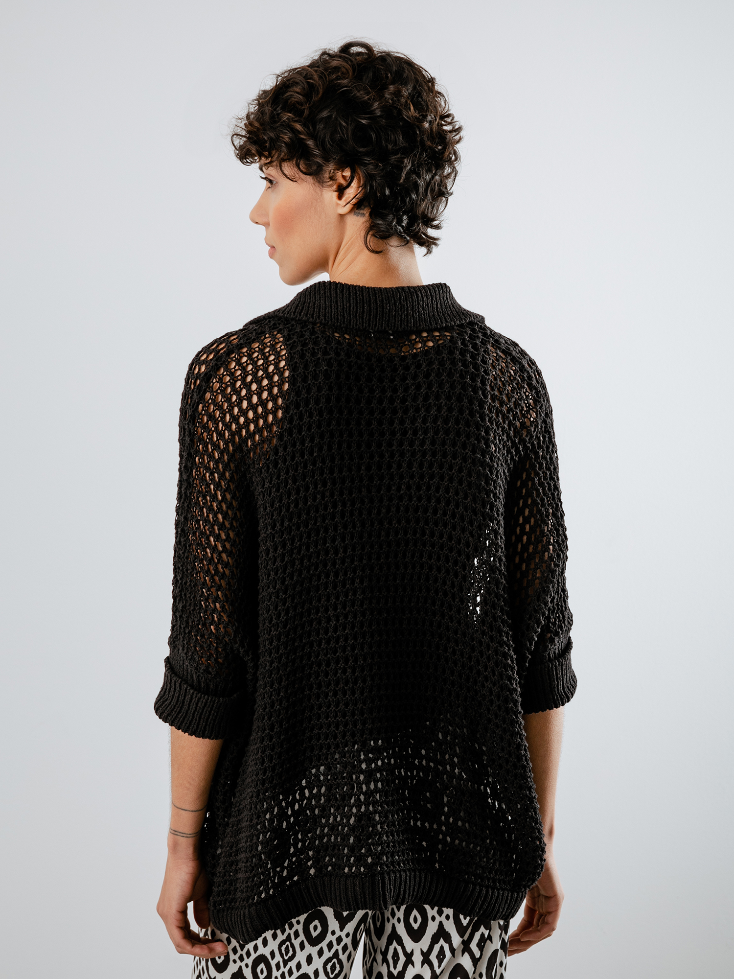 Detailansicht von Kurzarm-Pullover mit Lochstrick von DANIELS