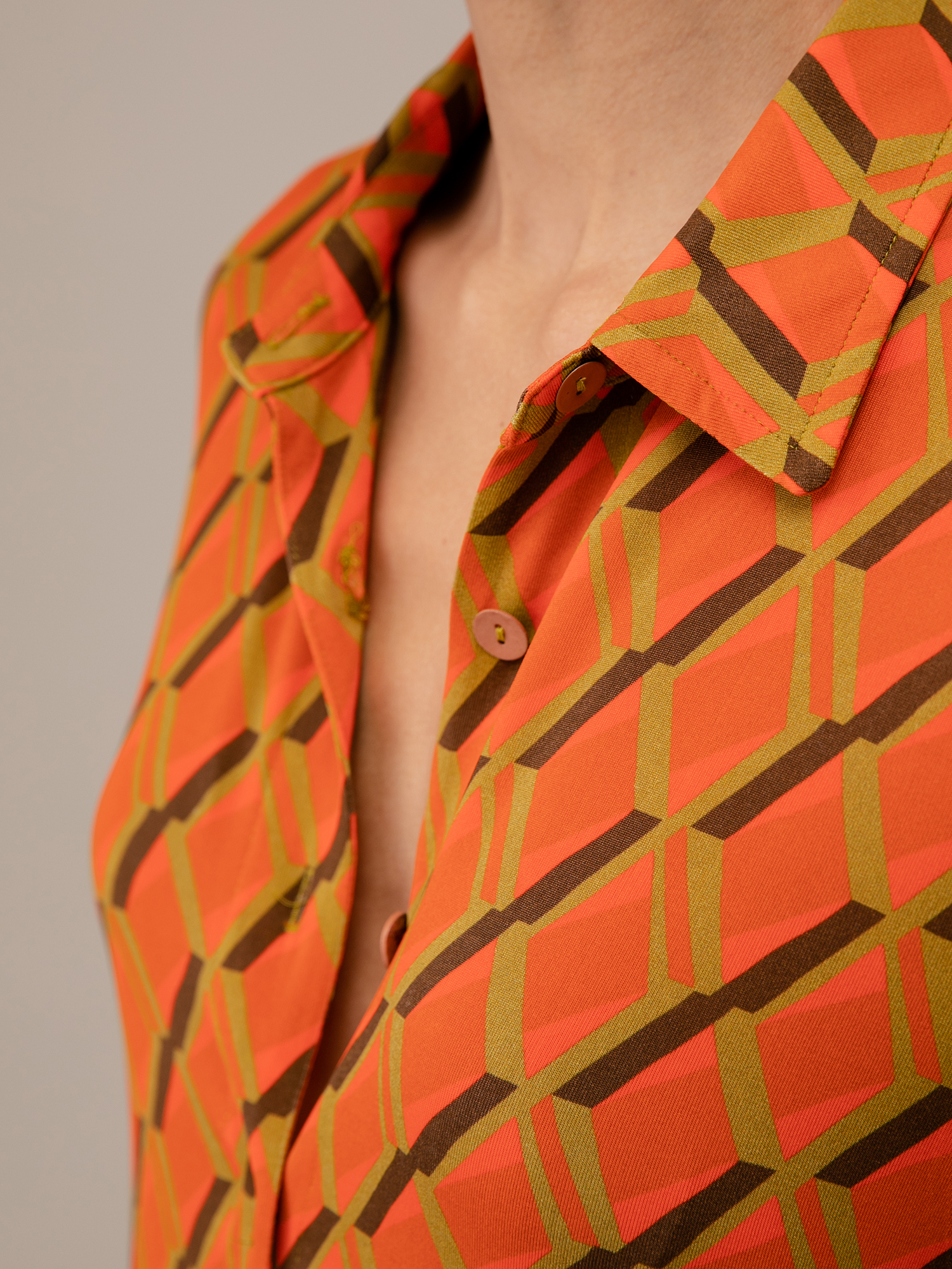 Detailansicht von Kurzes Blusenkleid von SIYU