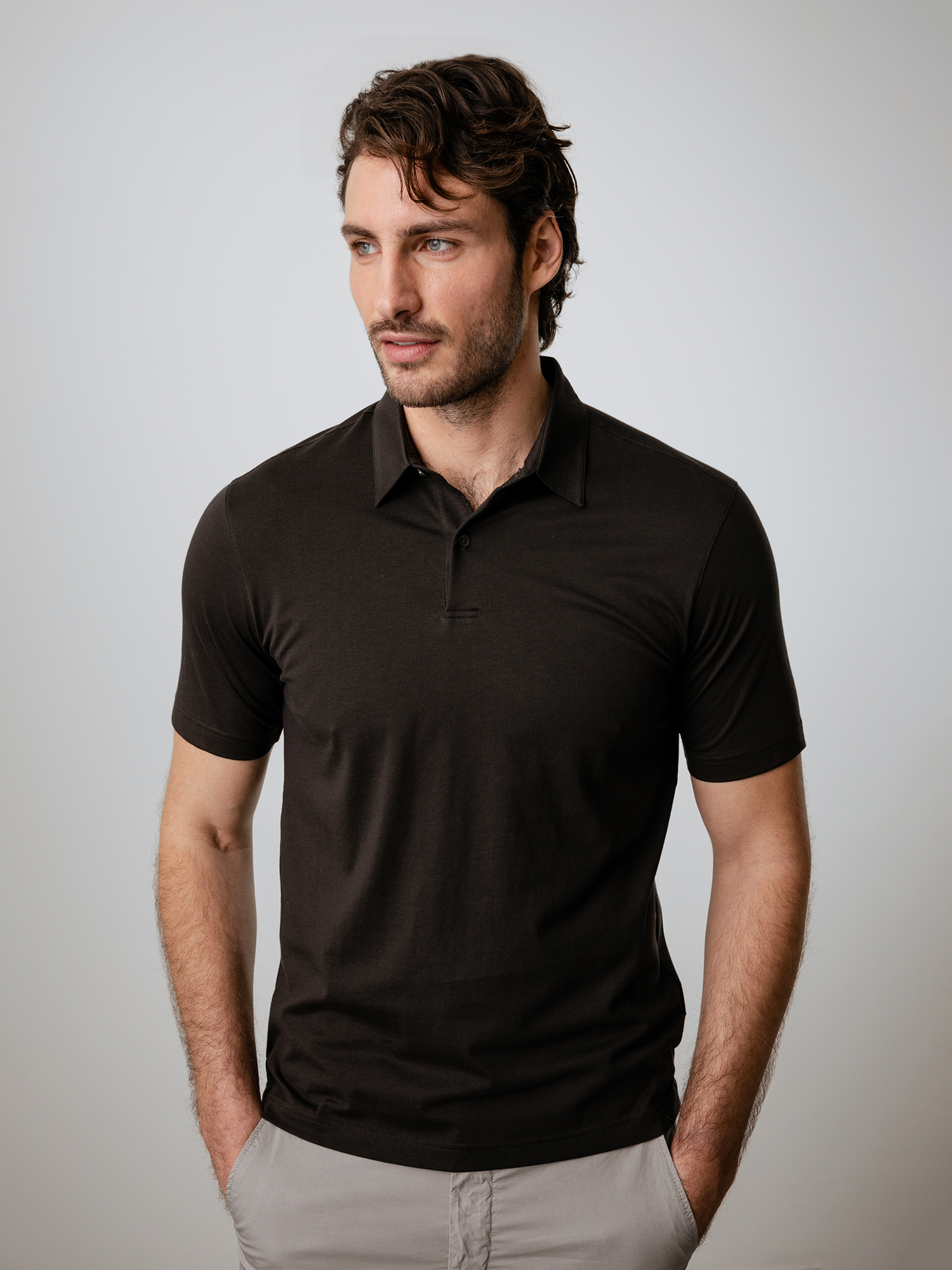 Detailansicht von Kurzarm-Poloshirt aus Baumwolle von STEFAN BRANDT