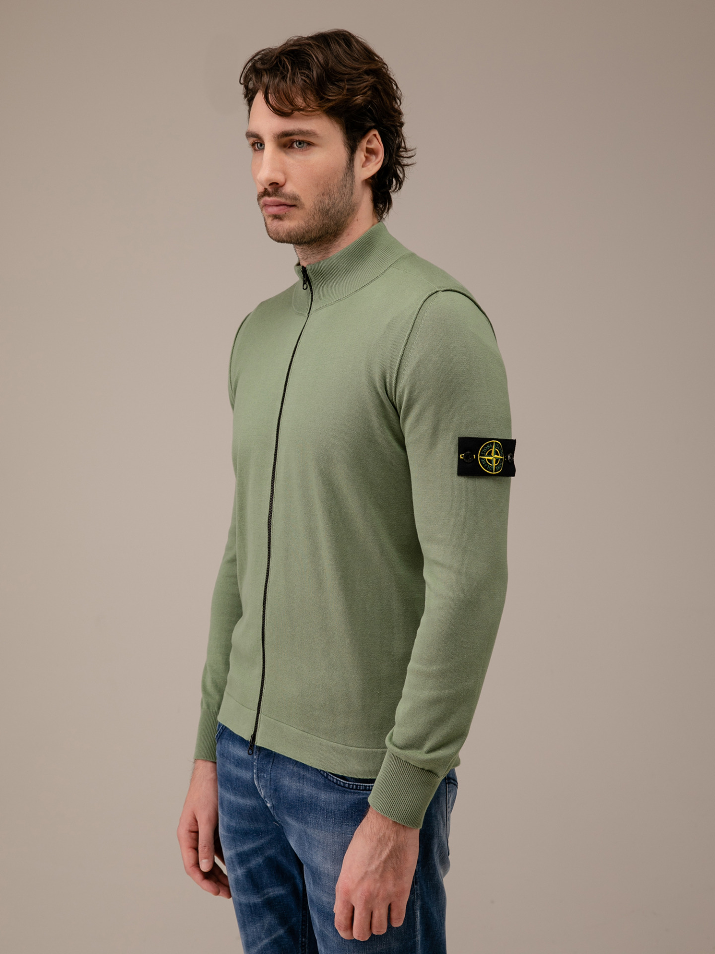 Detailansicht von Strickjacke aus Baumwolle von STONE ISLAND