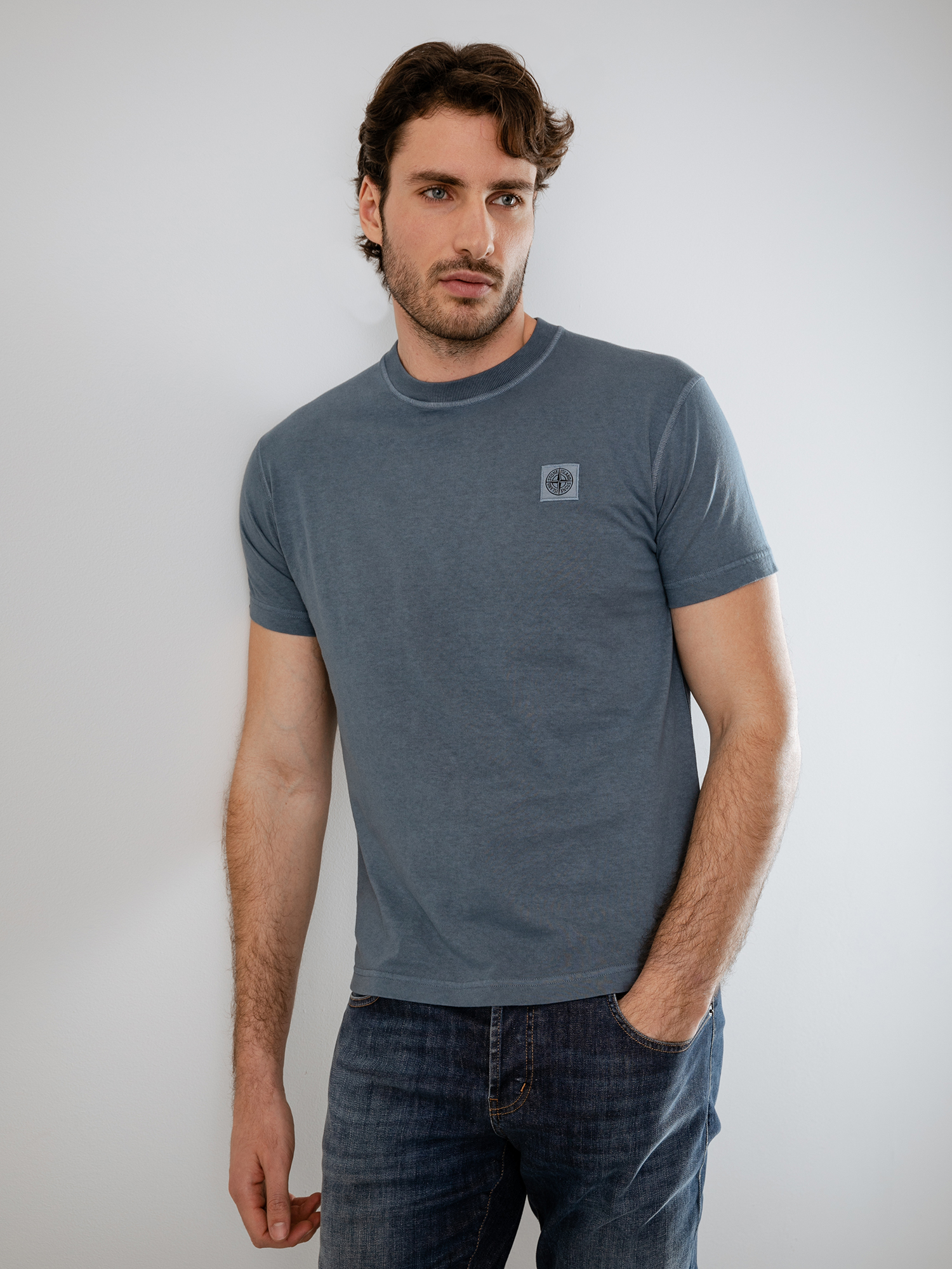 Detailansicht von T-Shirt aus Baumwolle von STONE ISLAND